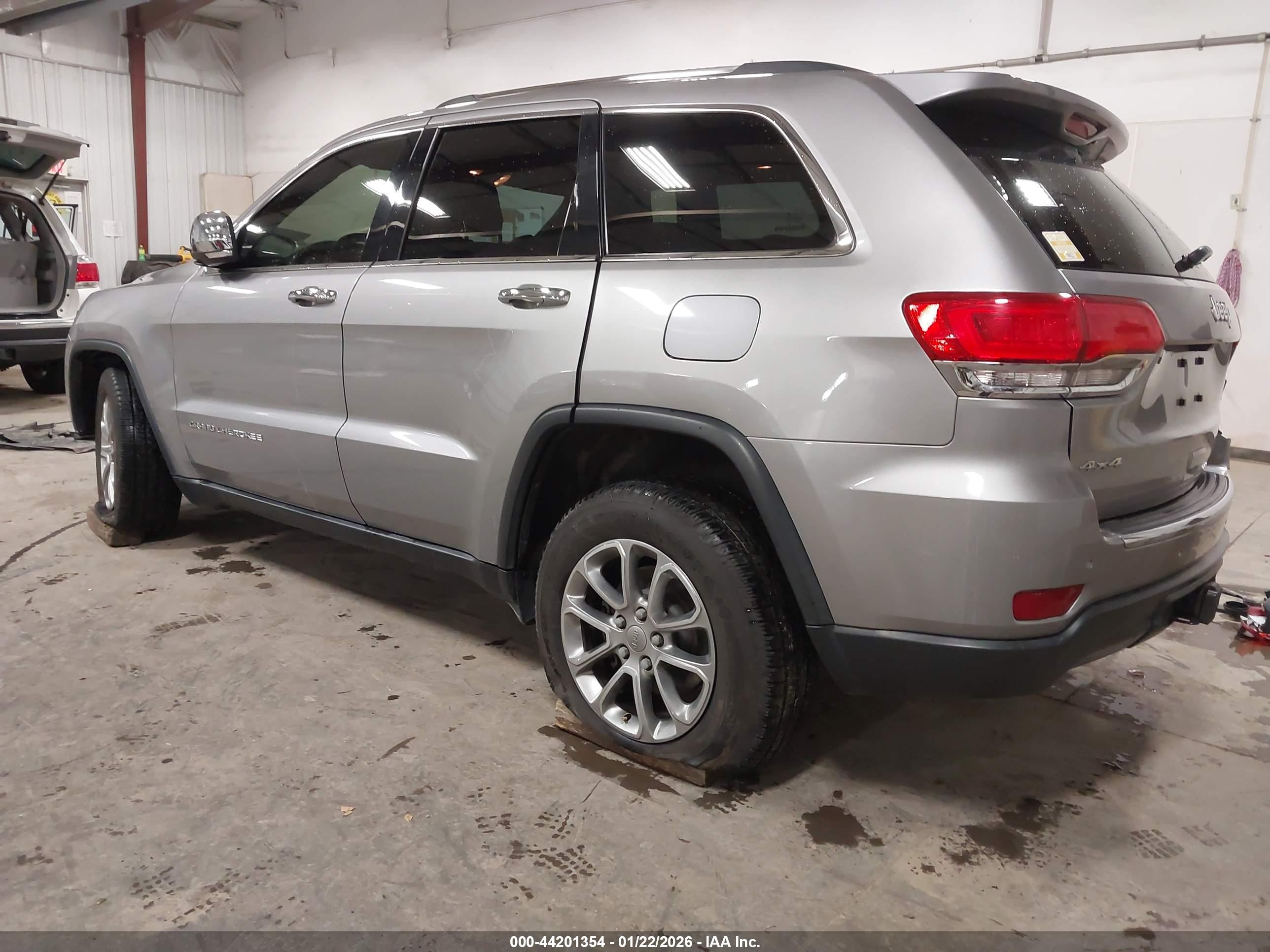 JEEP GRAND image 3