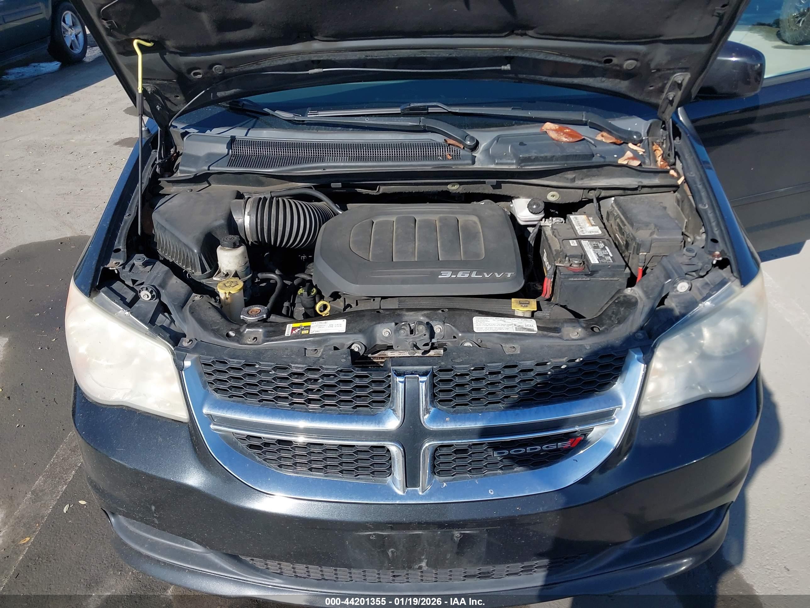 DODGE GRAND image 10