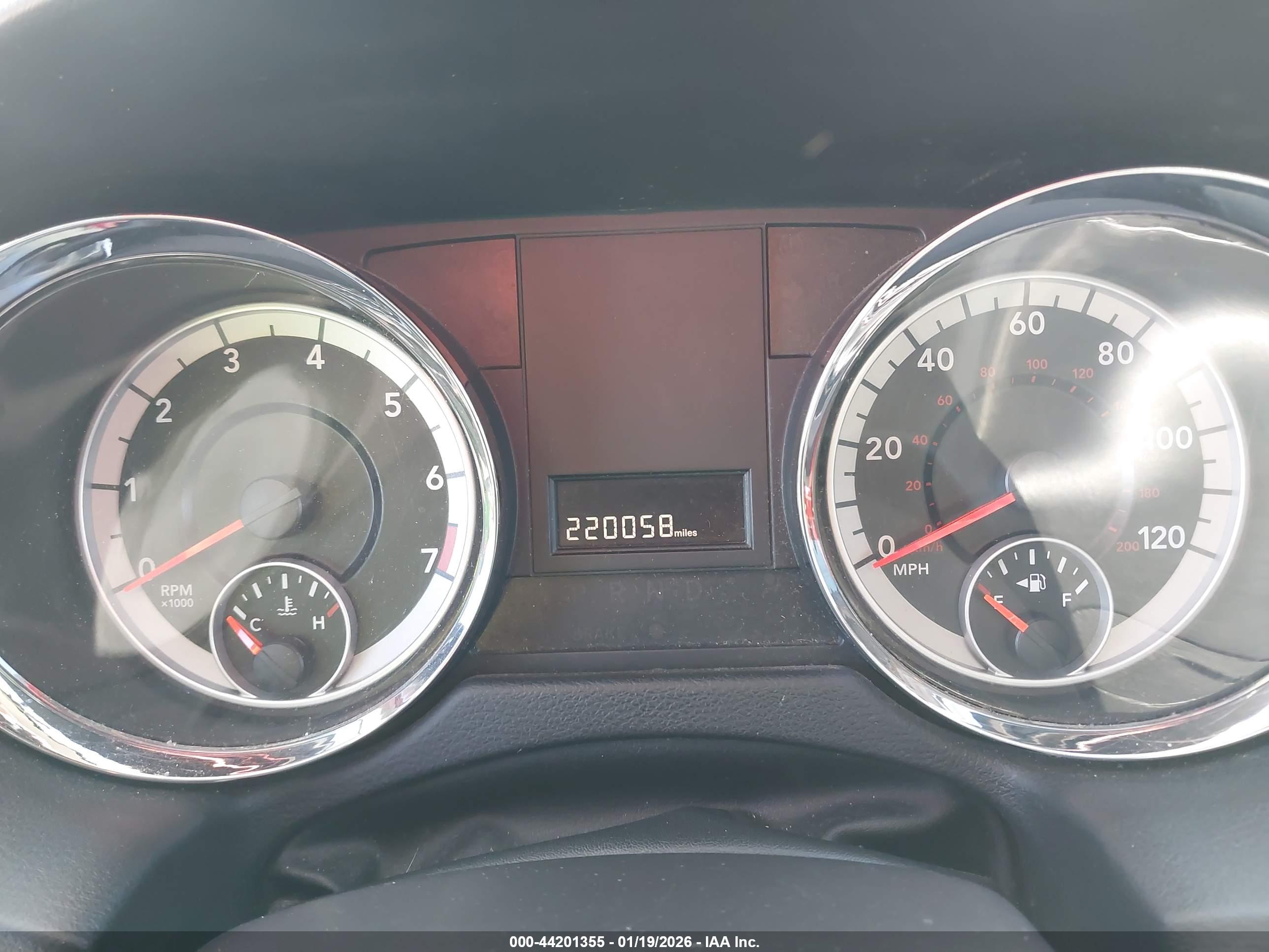 DODGE GRAND image 7