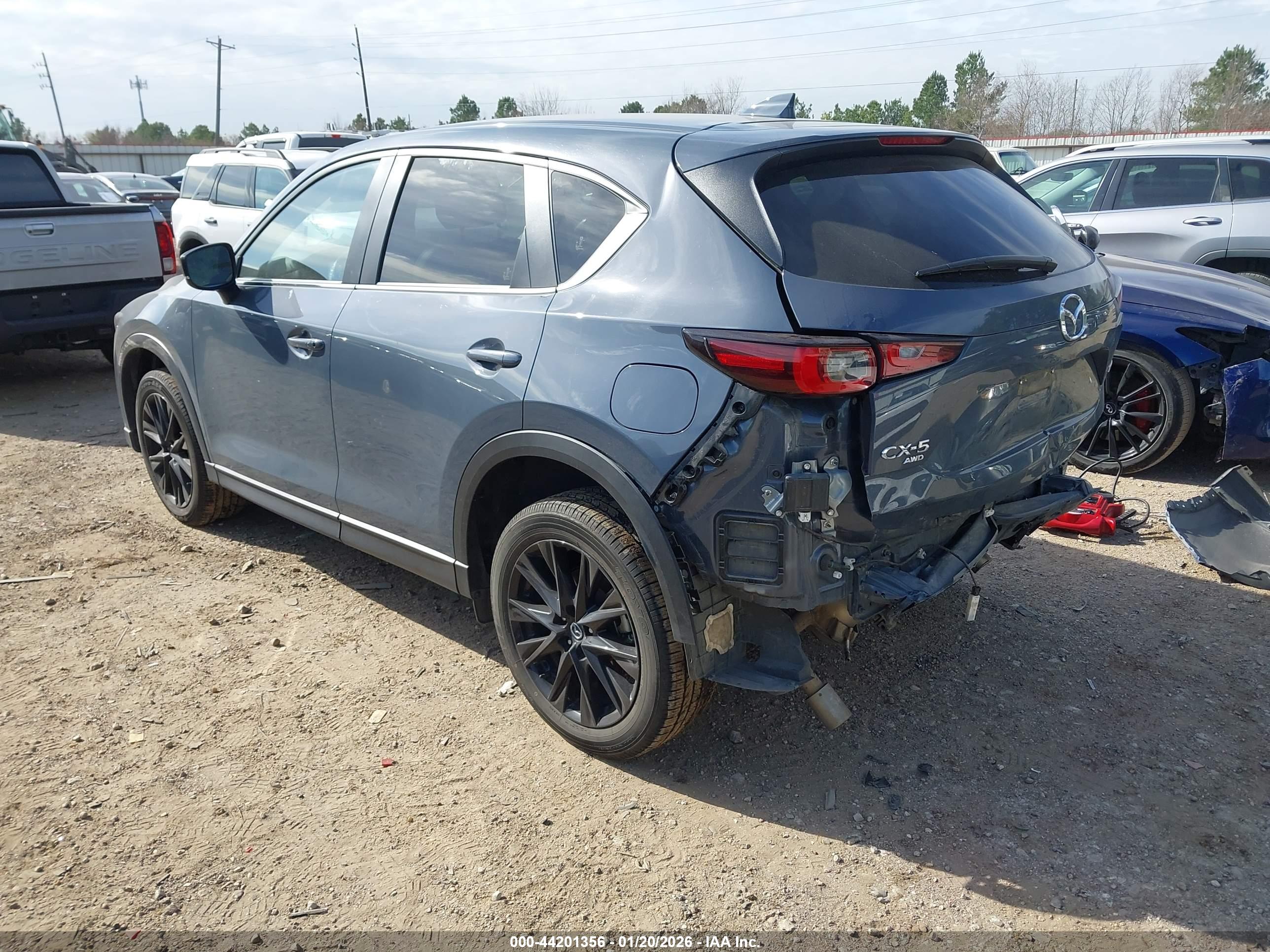 MAZDA CX-5 image 3
