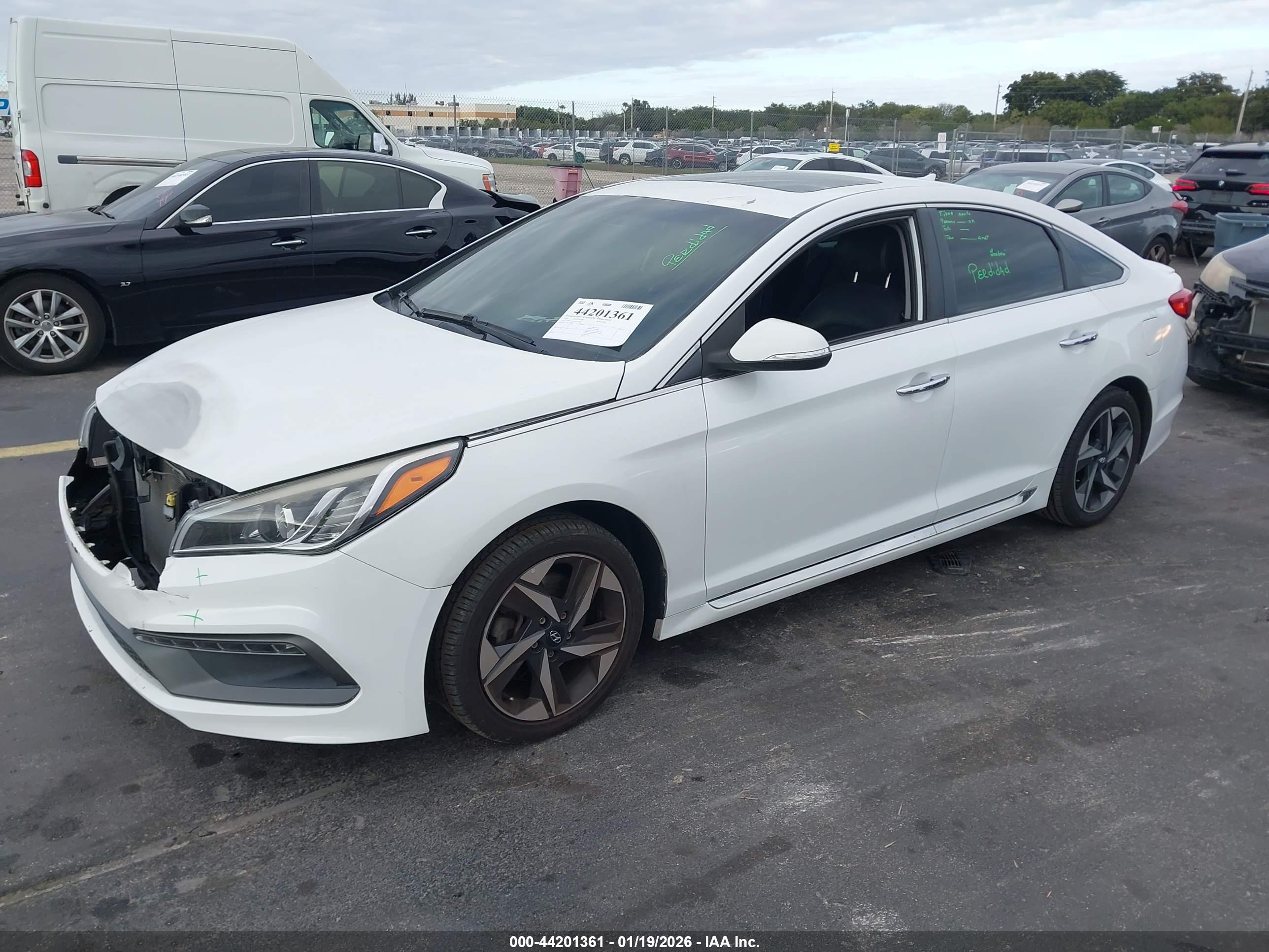 HYUNDAI SONATA image 2