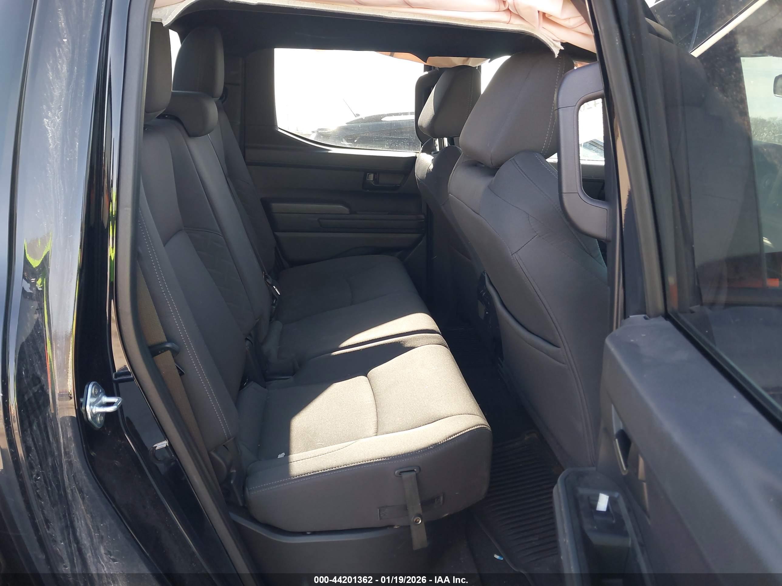 TOYOTA TACOMA image 8