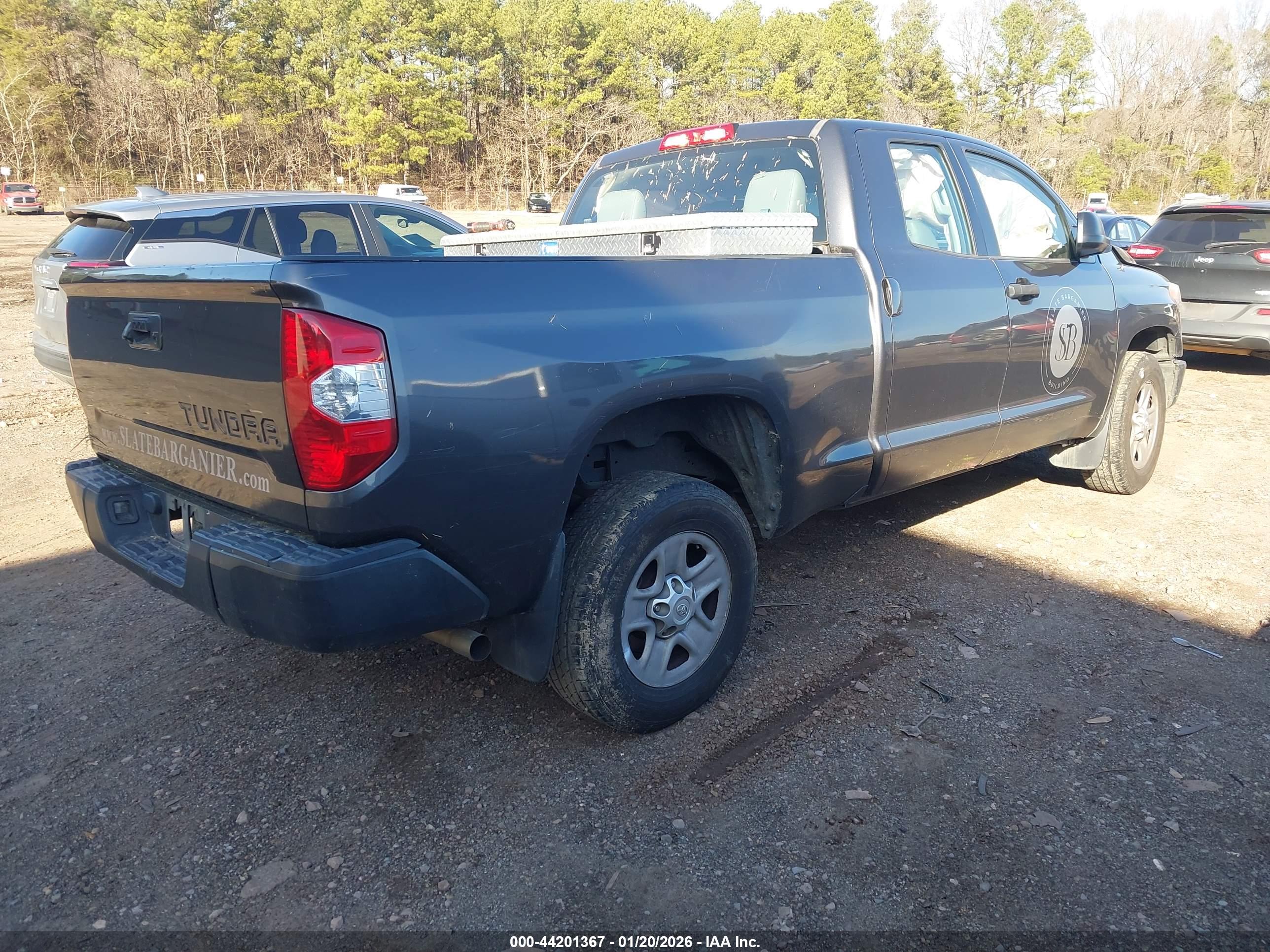 TOYOTA TUNDRA image 4