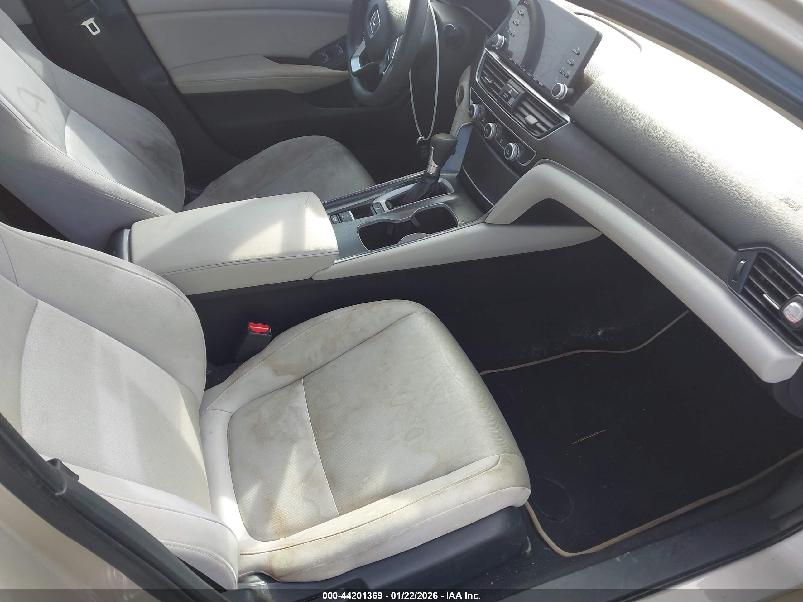 HONDA ACCORD image 5