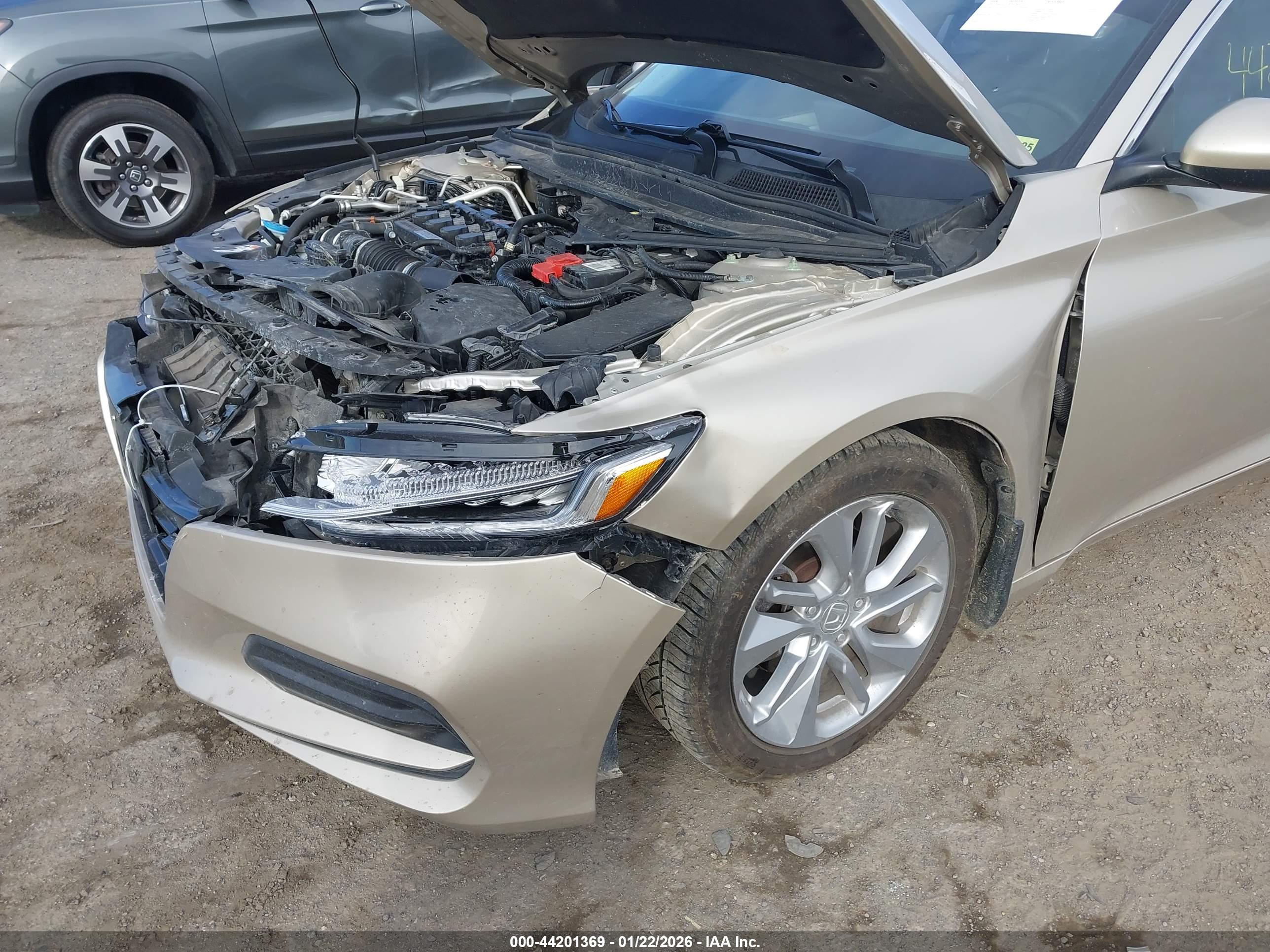 HONDA ACCORD image 6