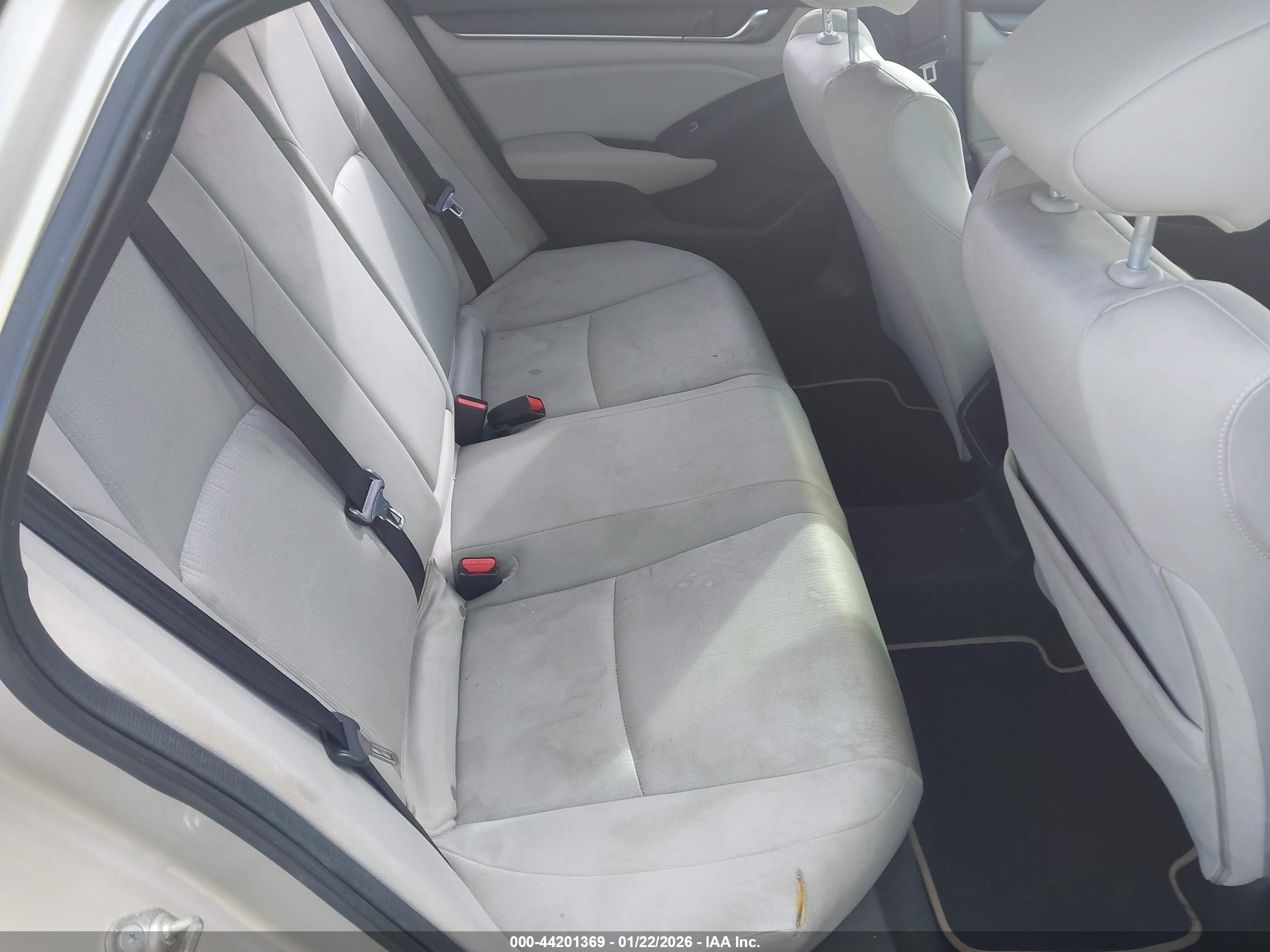 HONDA ACCORD image 8