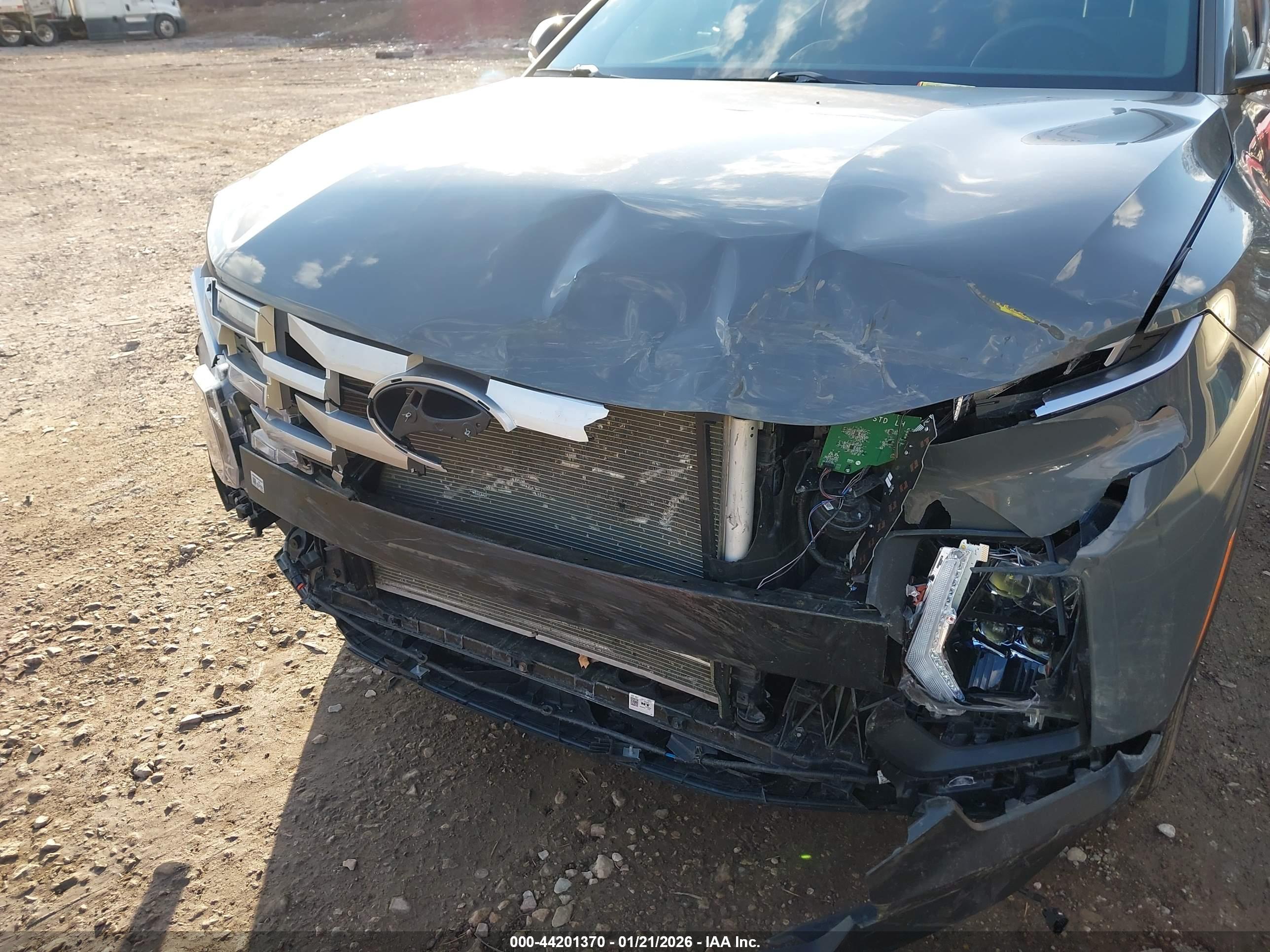 HYUNDAI SANTA image 6
