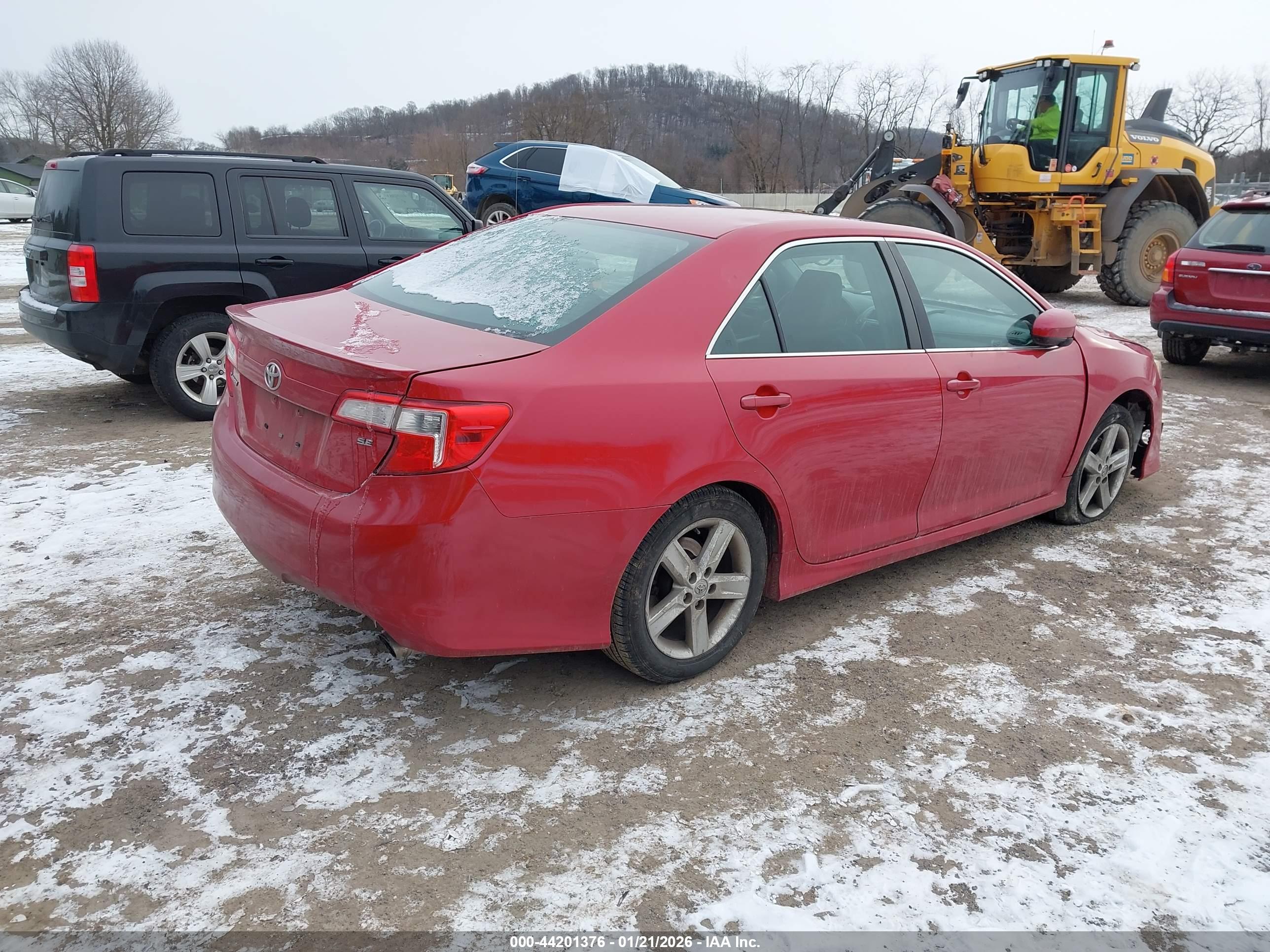 TOYOTA CAMRY image 4