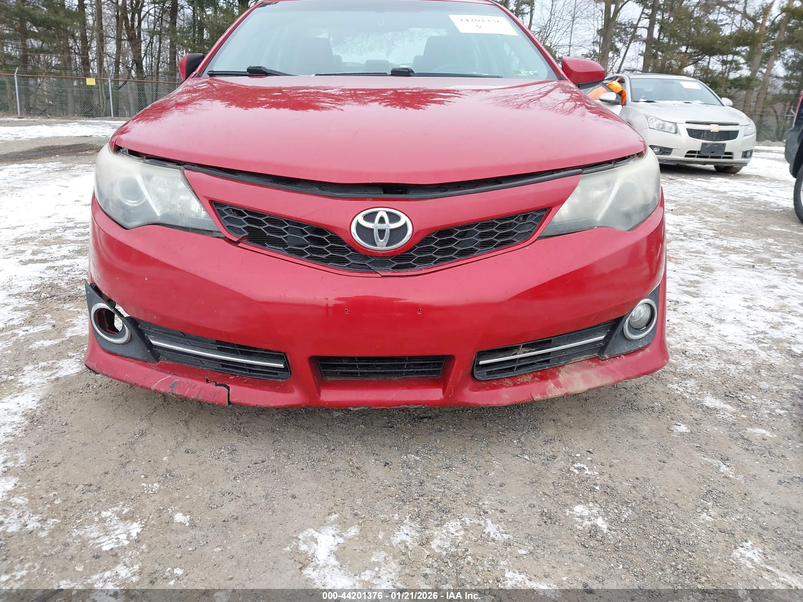 TOYOTA CAMRY image 6
