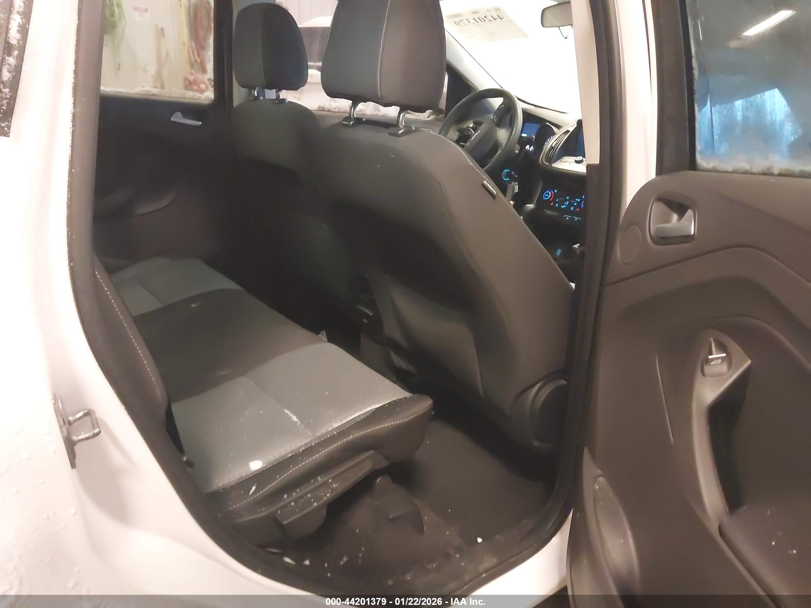 FORD ESCAPE image 8