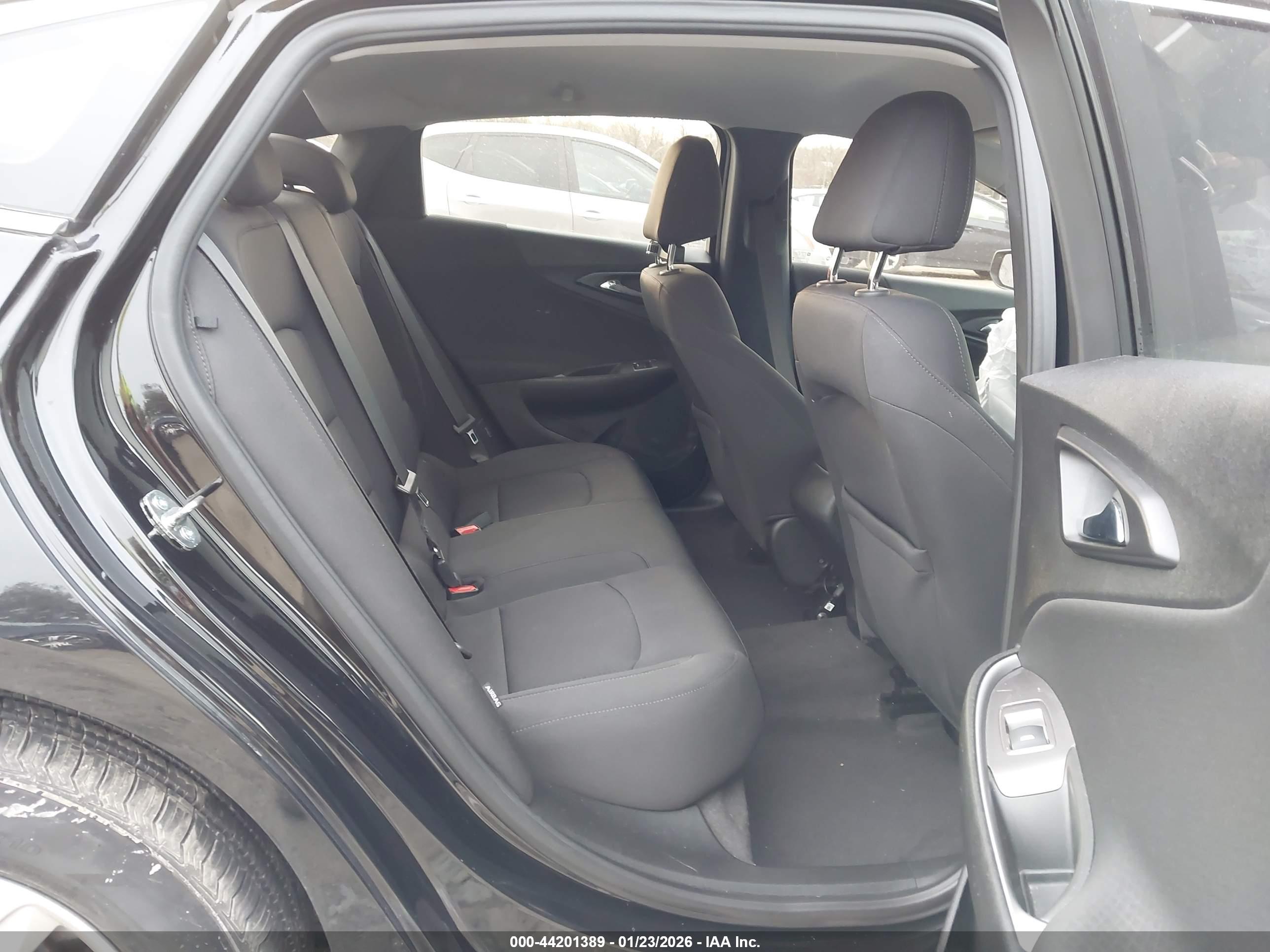 CHEVROLET MALIBU image 8