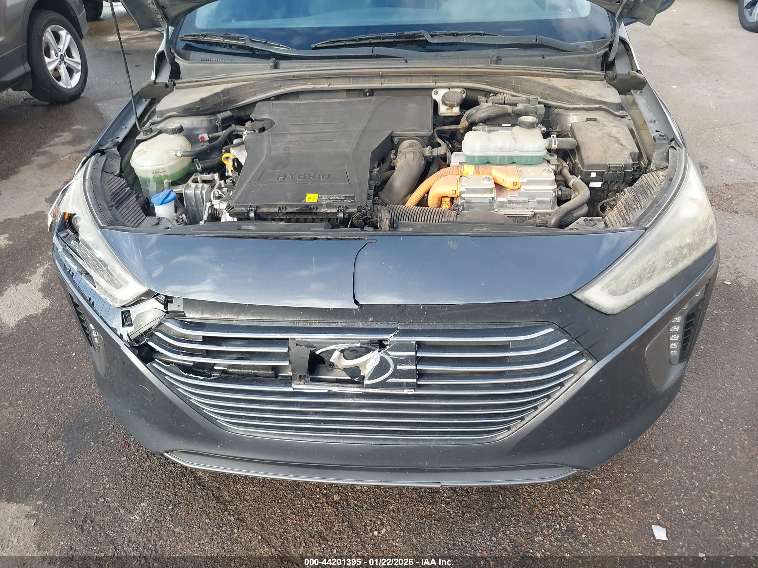 HYUNDAI IONIQ image 10