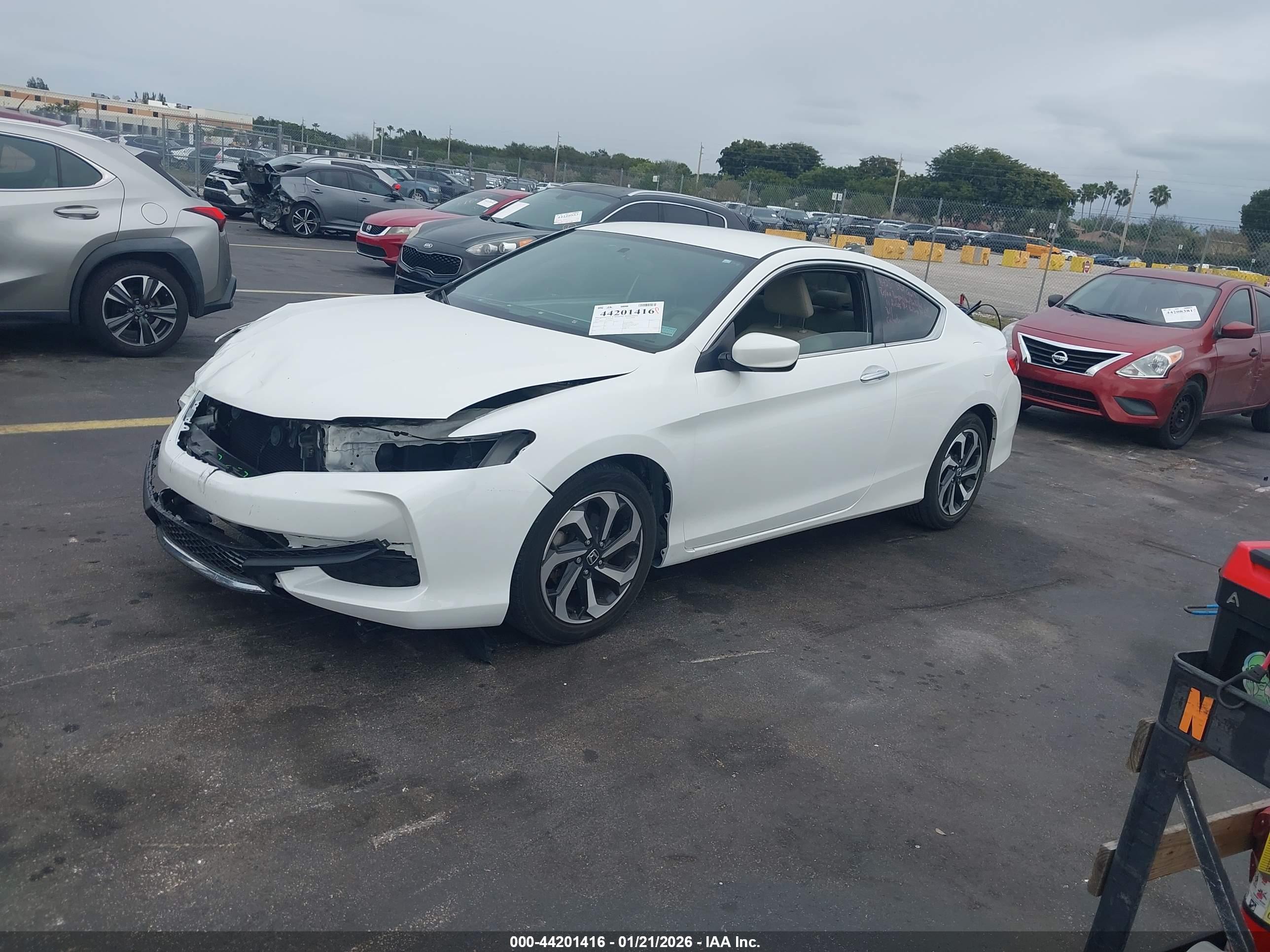 HONDA ACCORD image 2