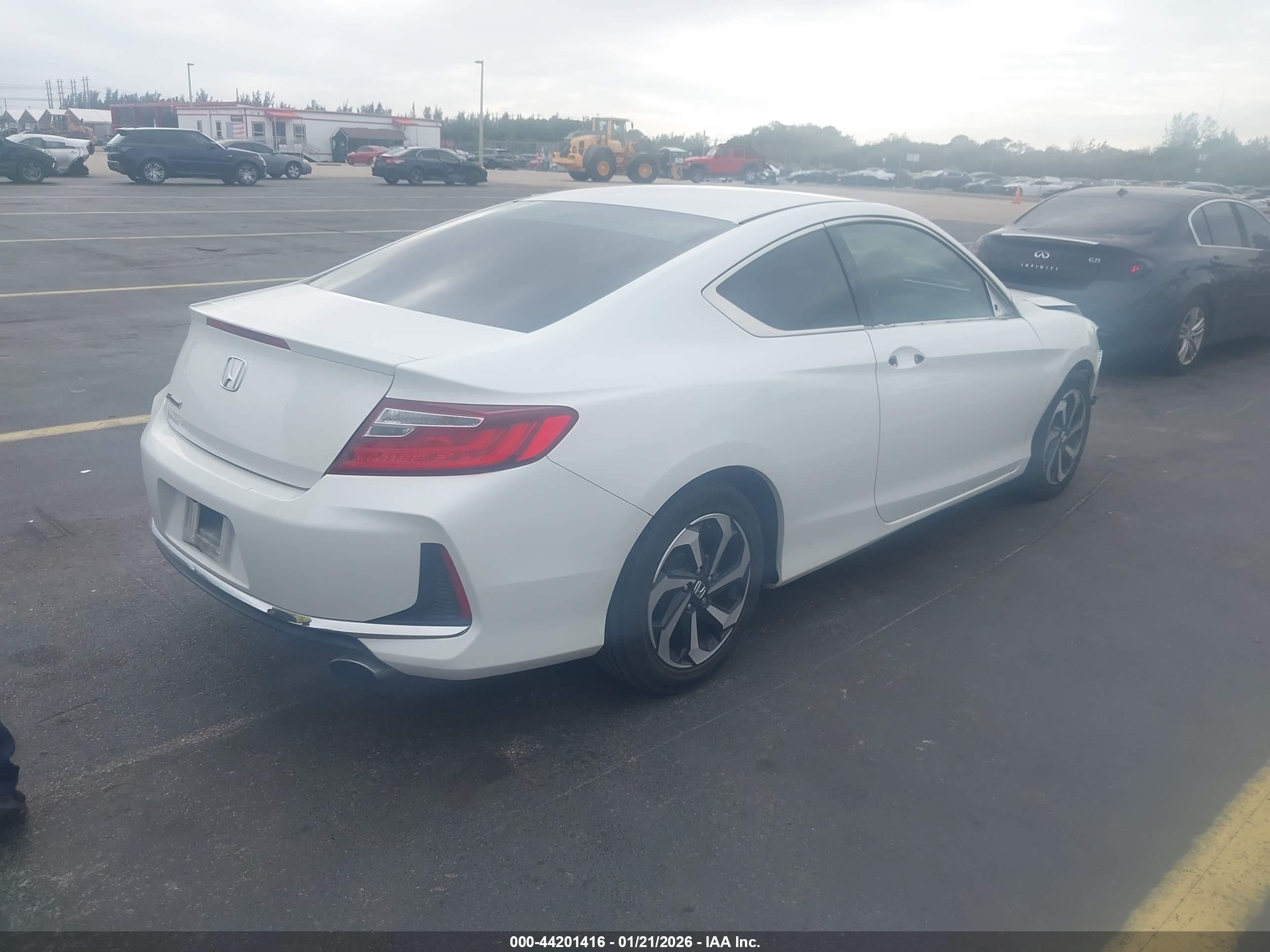 HONDA ACCORD image 4