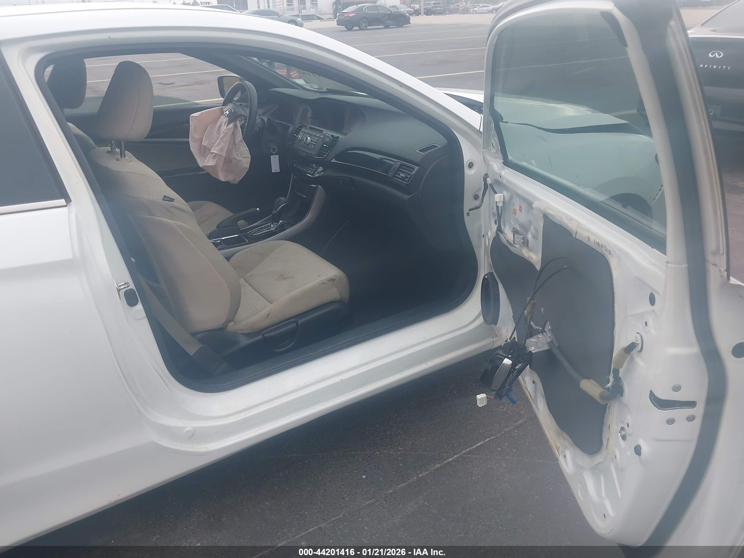 HONDA ACCORD image 5