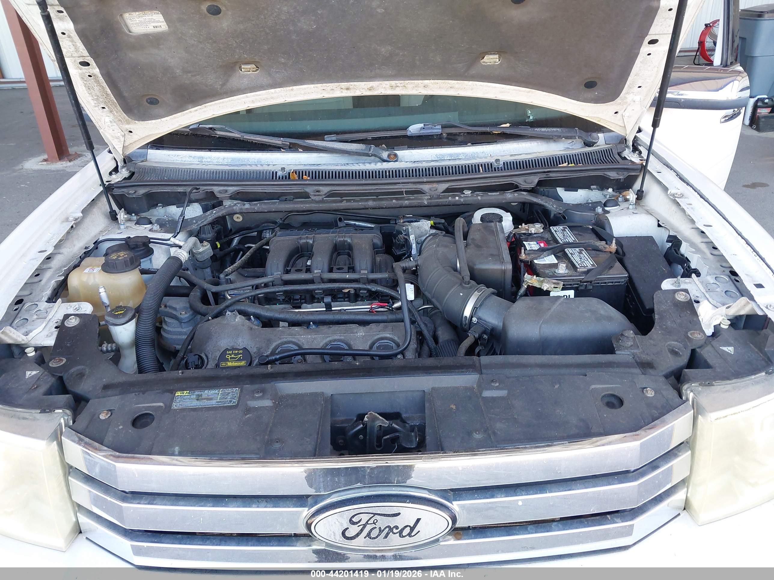 FORD FLEX image 10