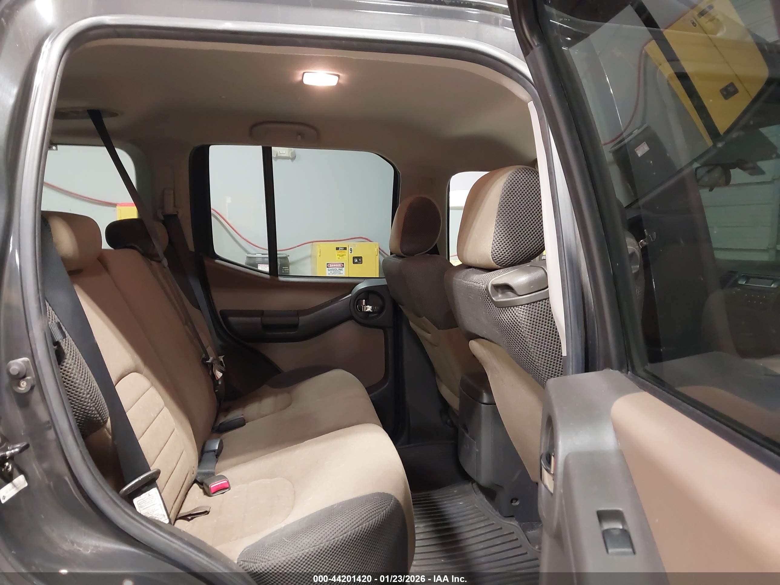 NISSAN XTERRA image 8