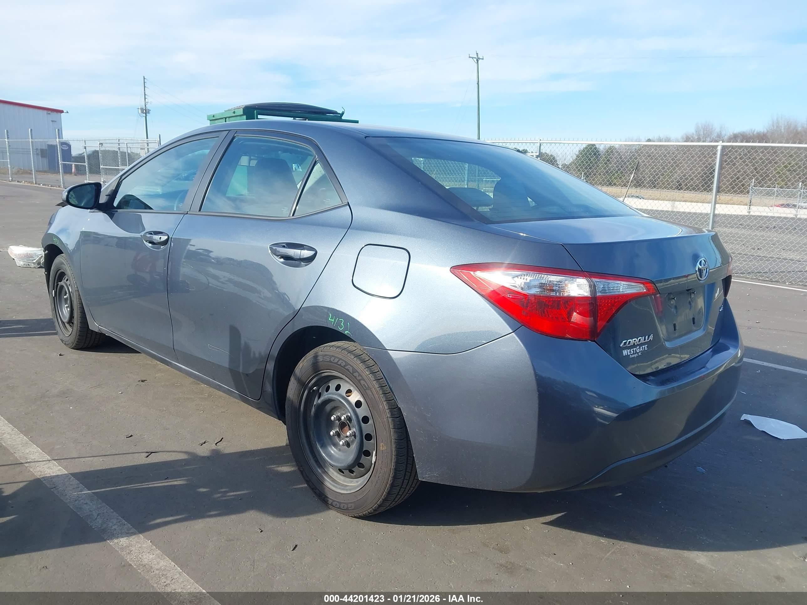 TOYOTA COROLLA image 3