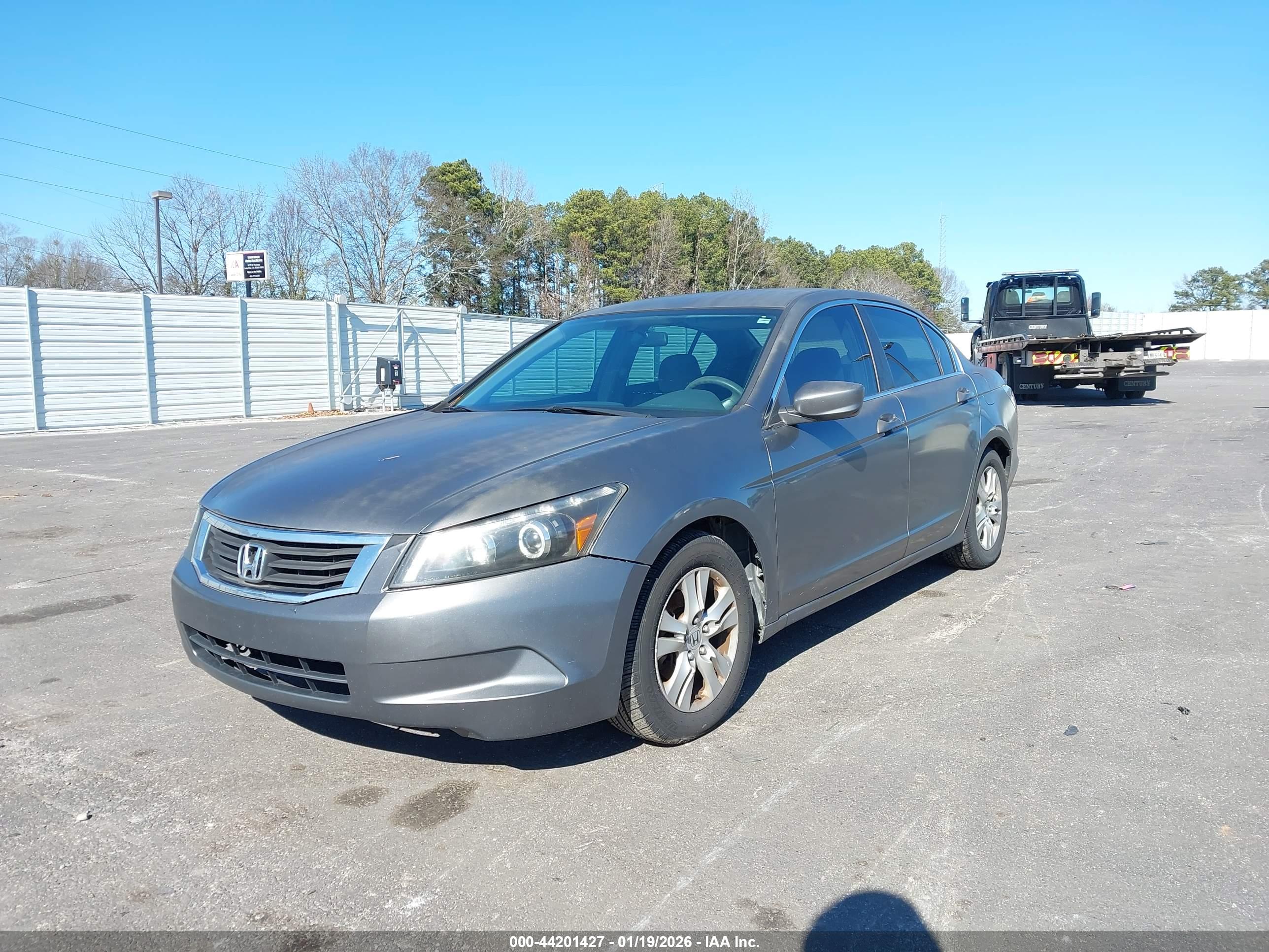 HONDA ACCORD image 2