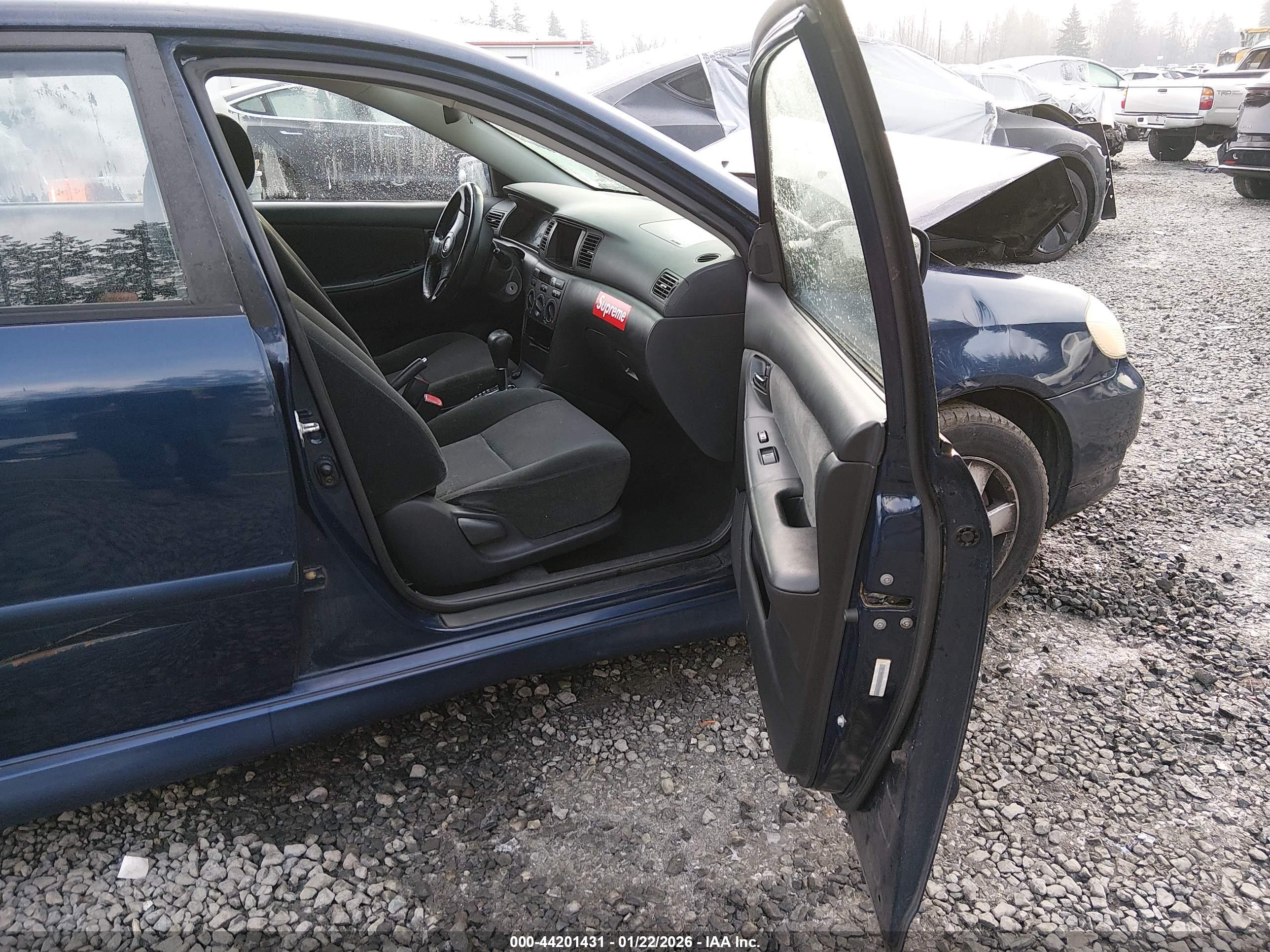 TOYOTA COROLLA image 5