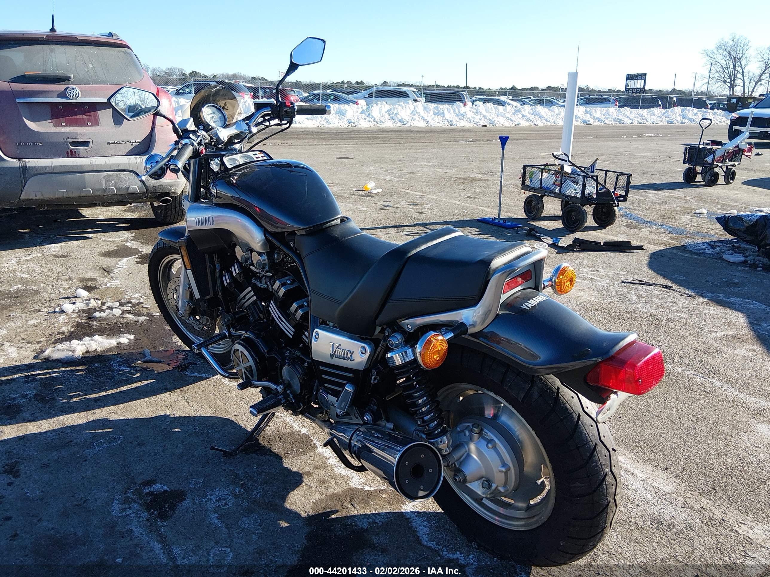 YAMAHA VMX12 image 3
