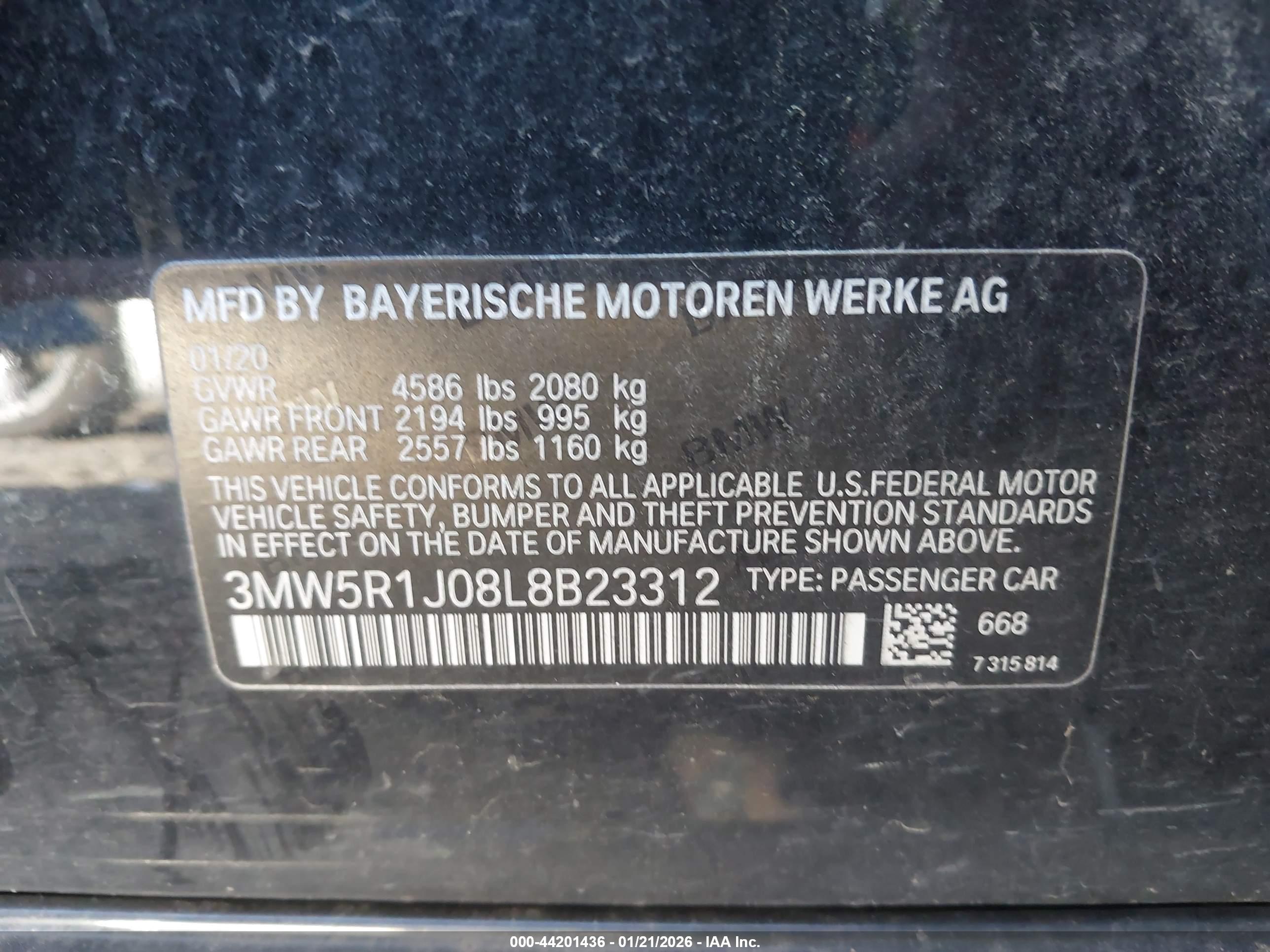 BMW 330I image 9
