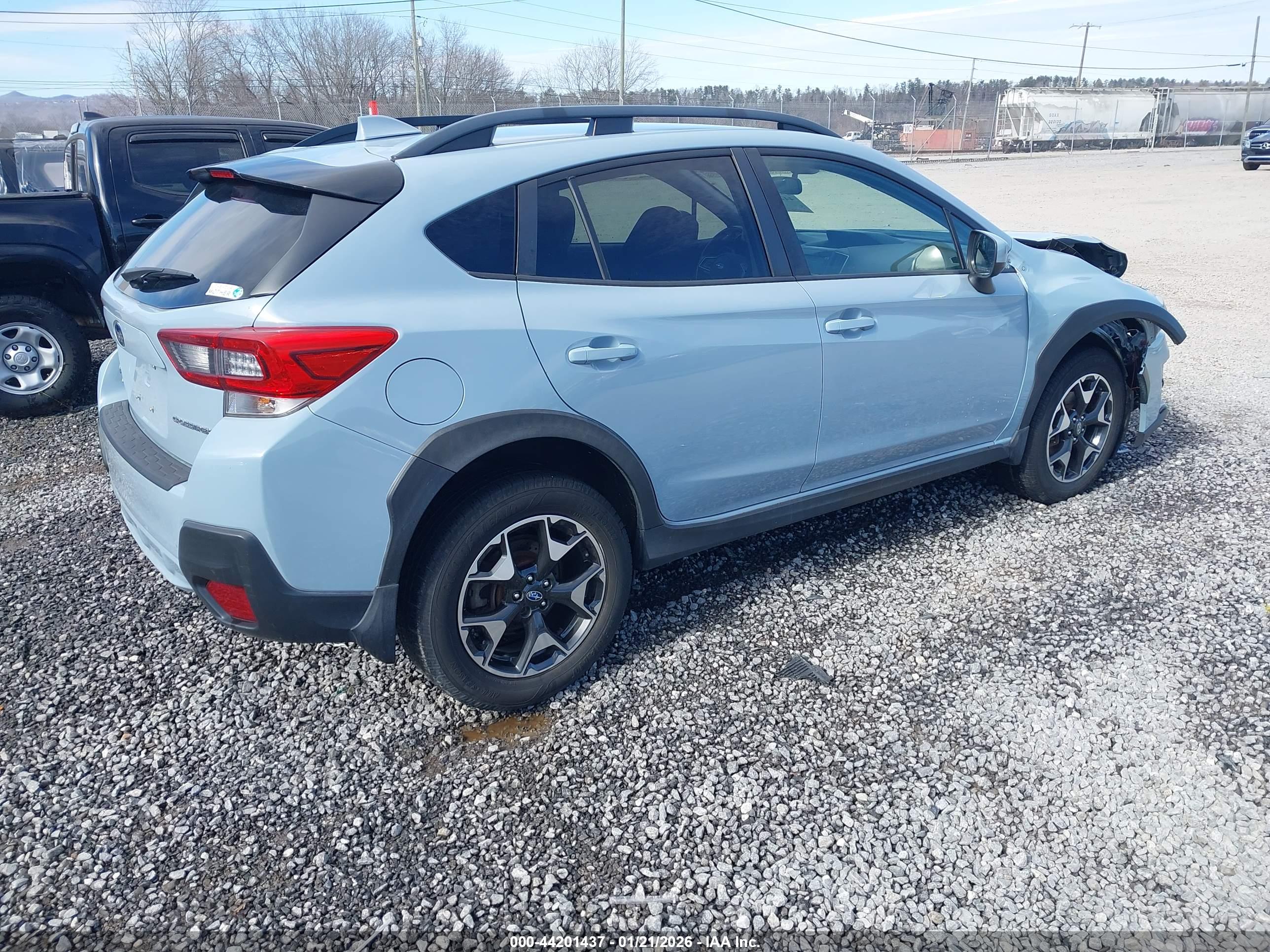 SUBARU CROSSTREK image 4