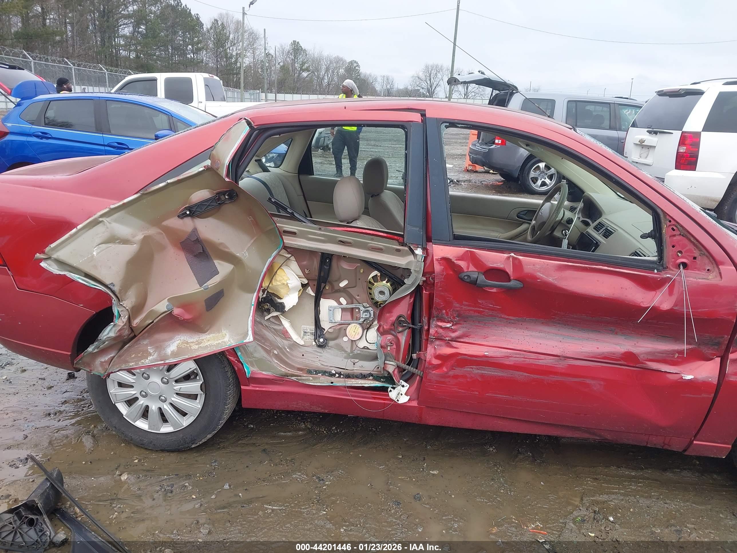 FORD FOCUS image 6
