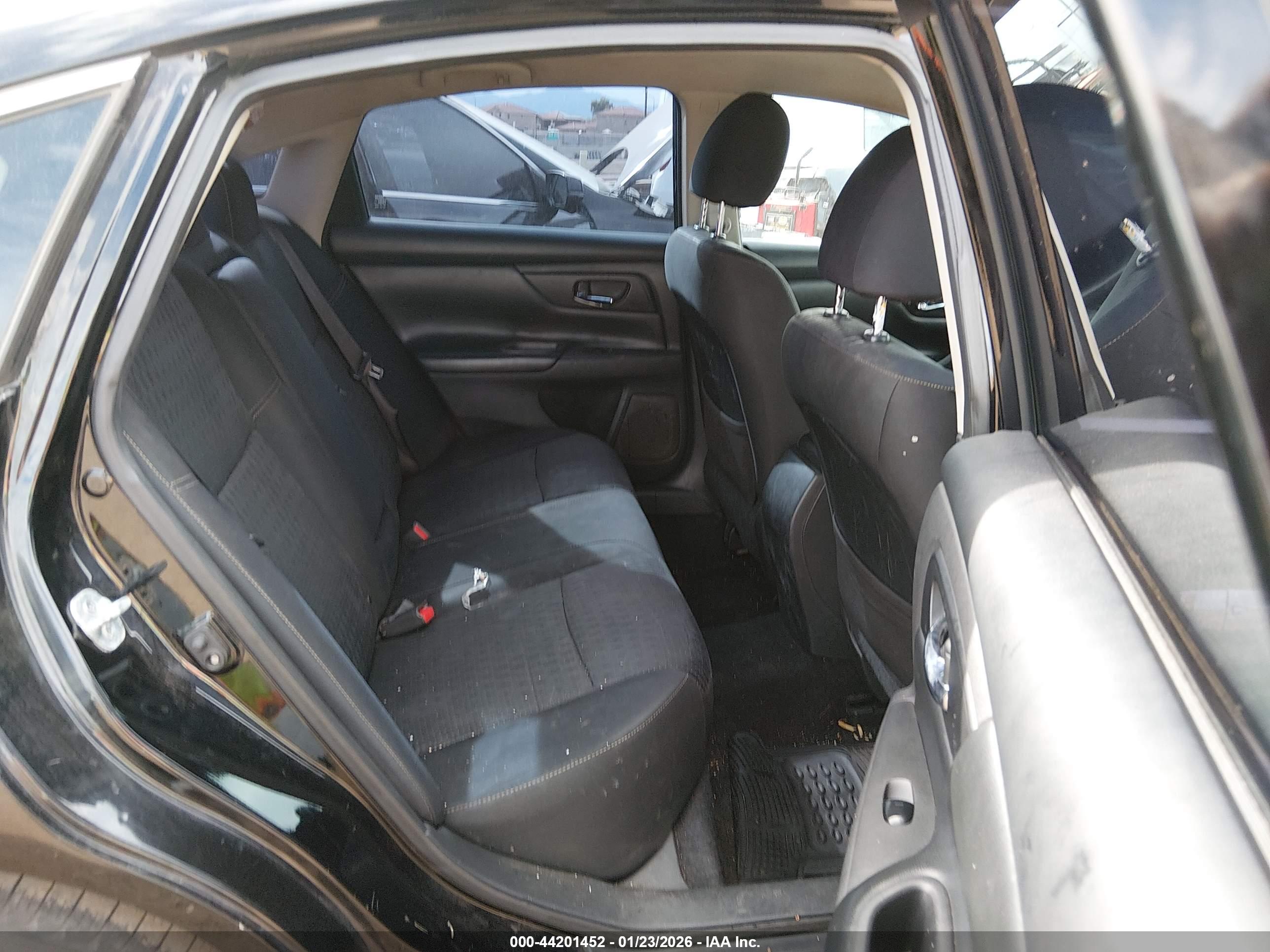 NISSAN ALTIMA image 8