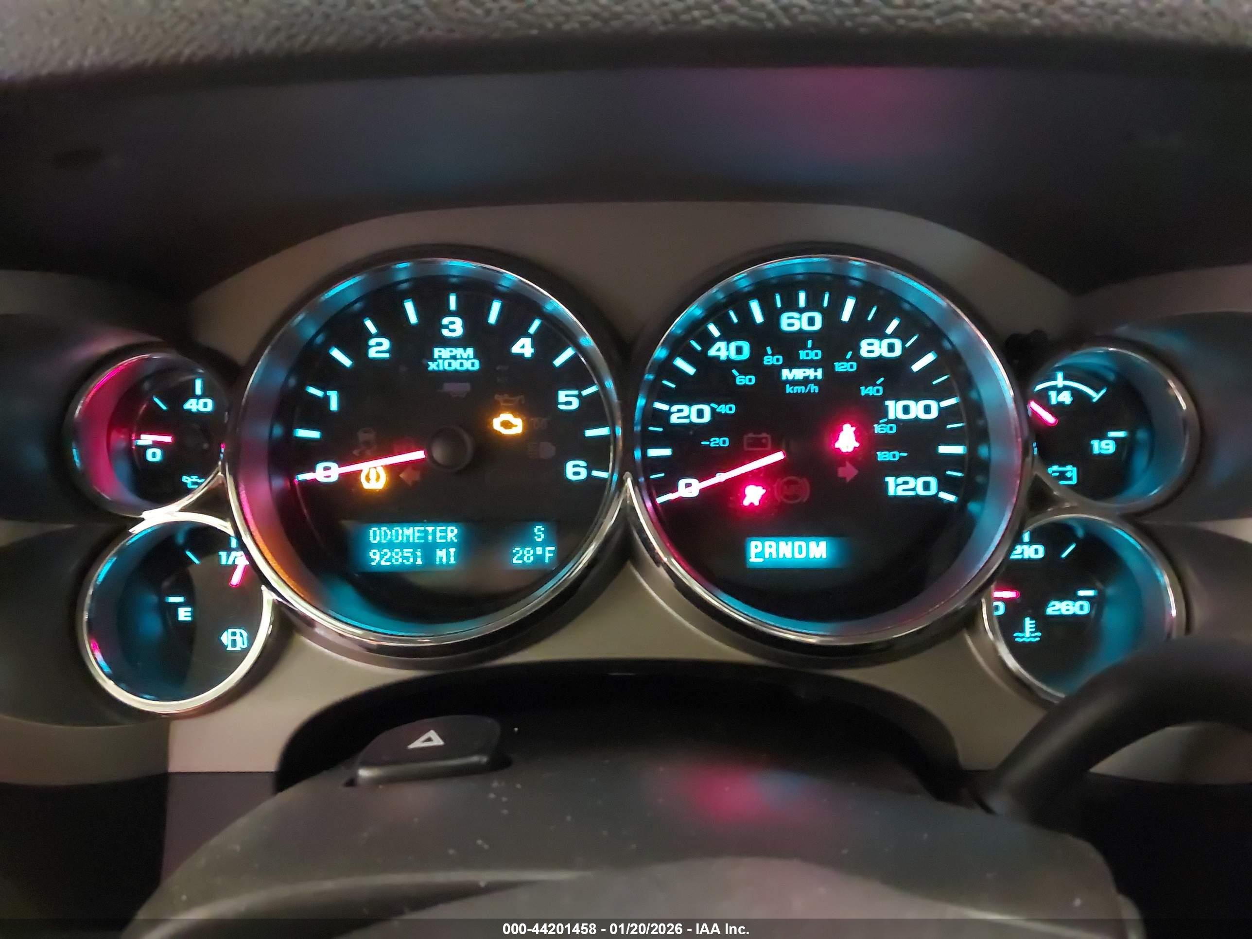 CHEVROLET SILVERADO image 7
