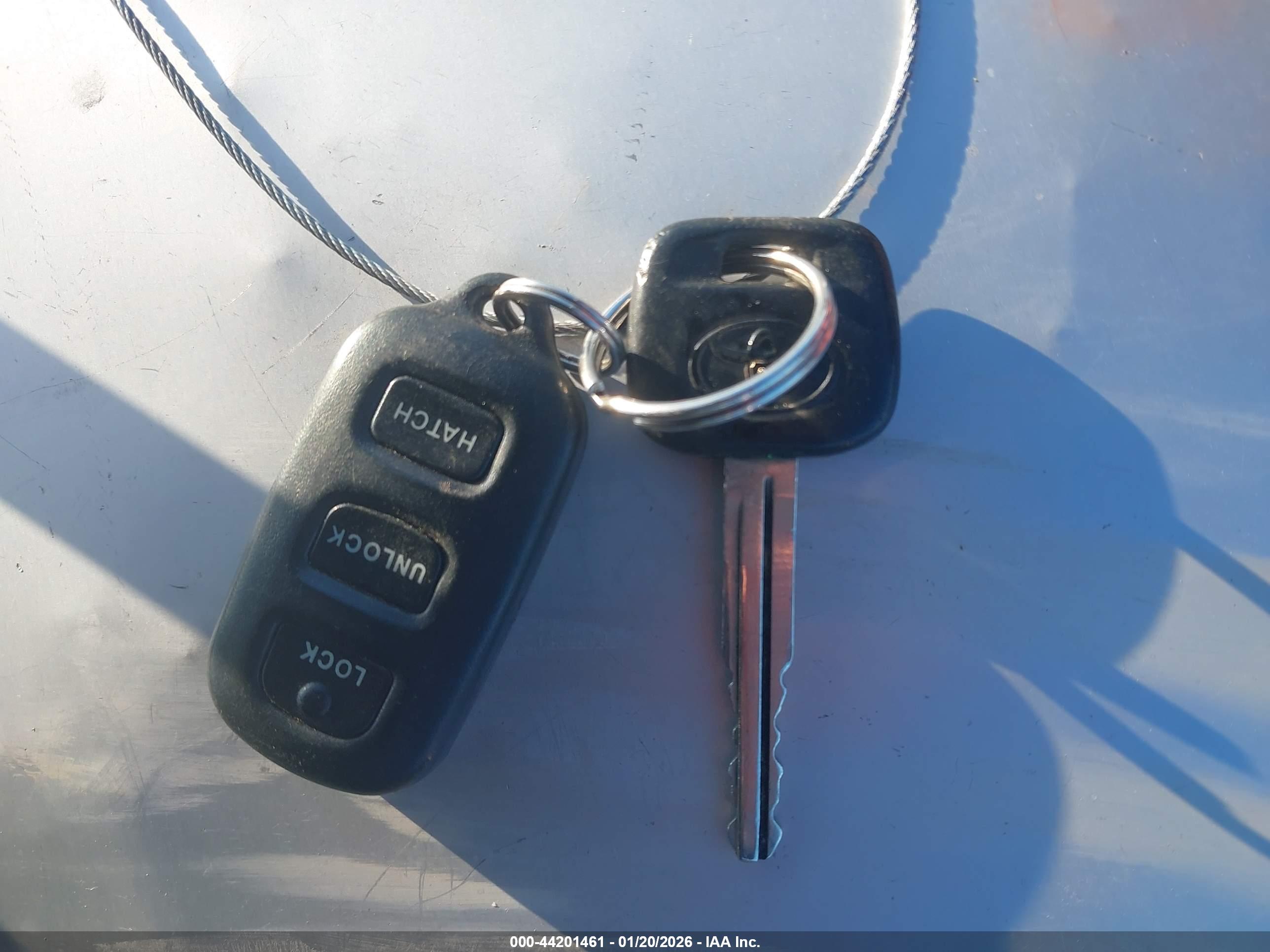 TOYOTA MATRIX image 11