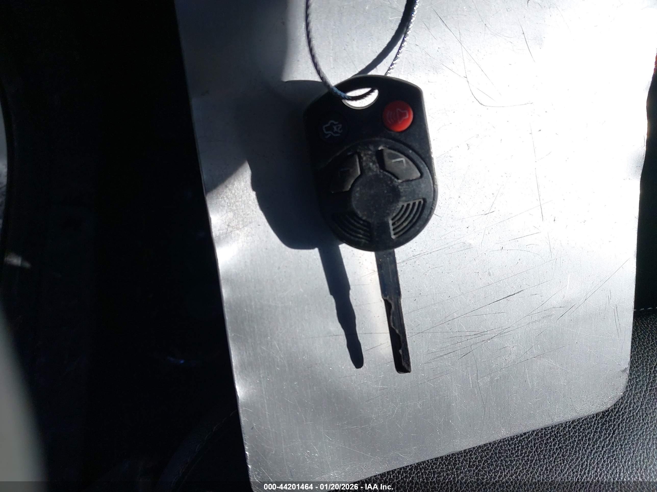 FORD ESCAPE image 11