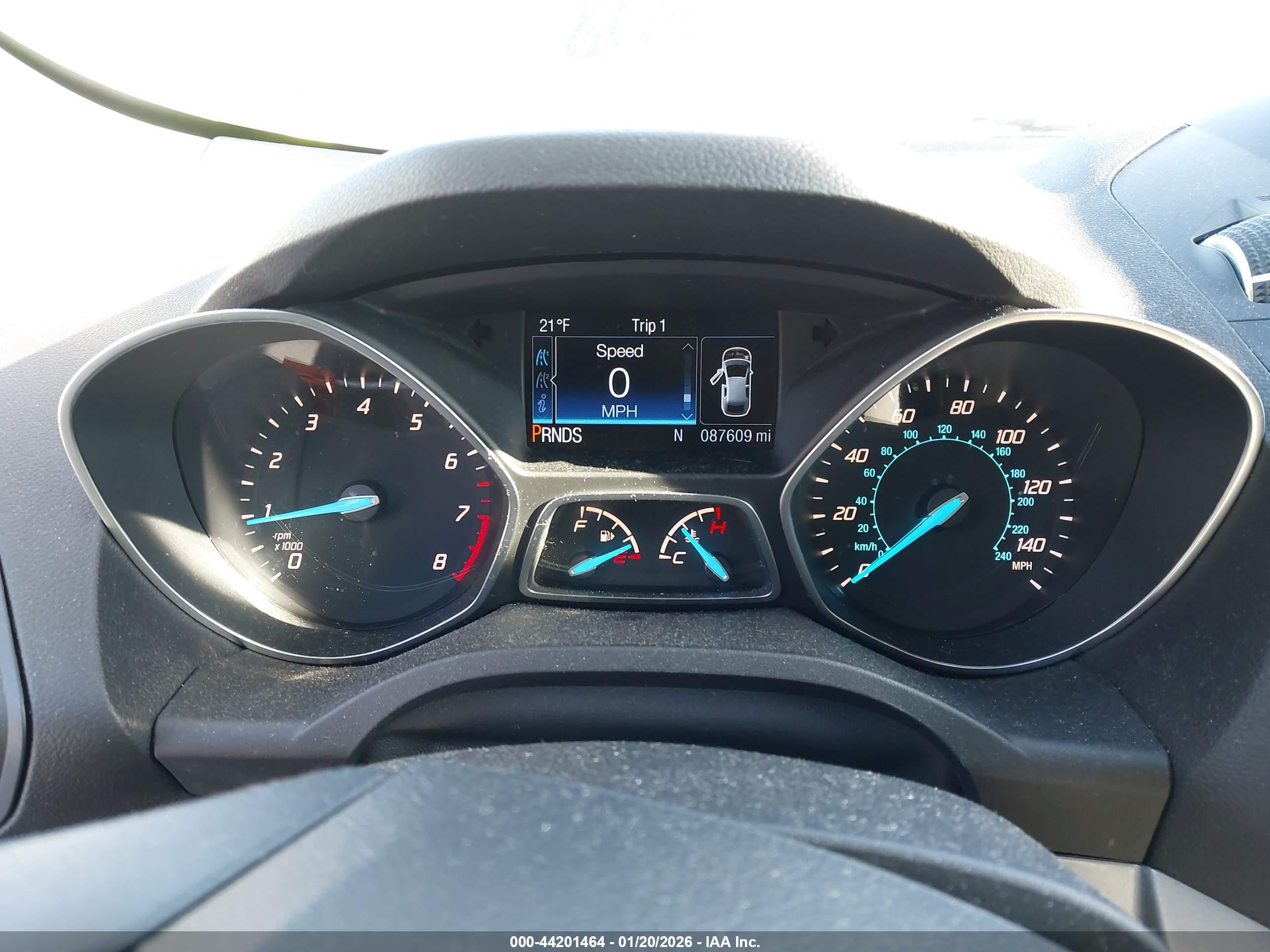 FORD ESCAPE image 7