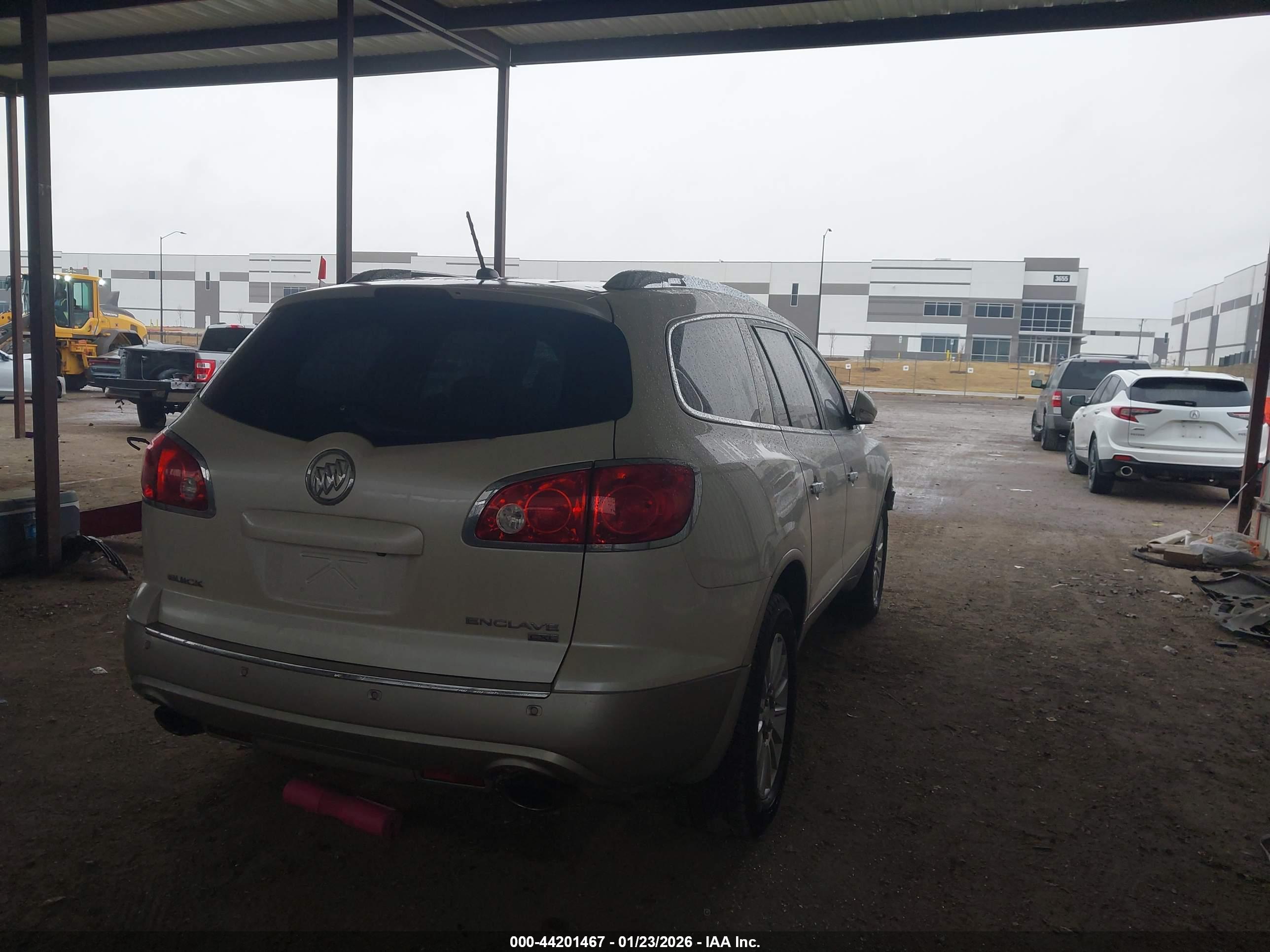 BUICK ENCLAVE image 4