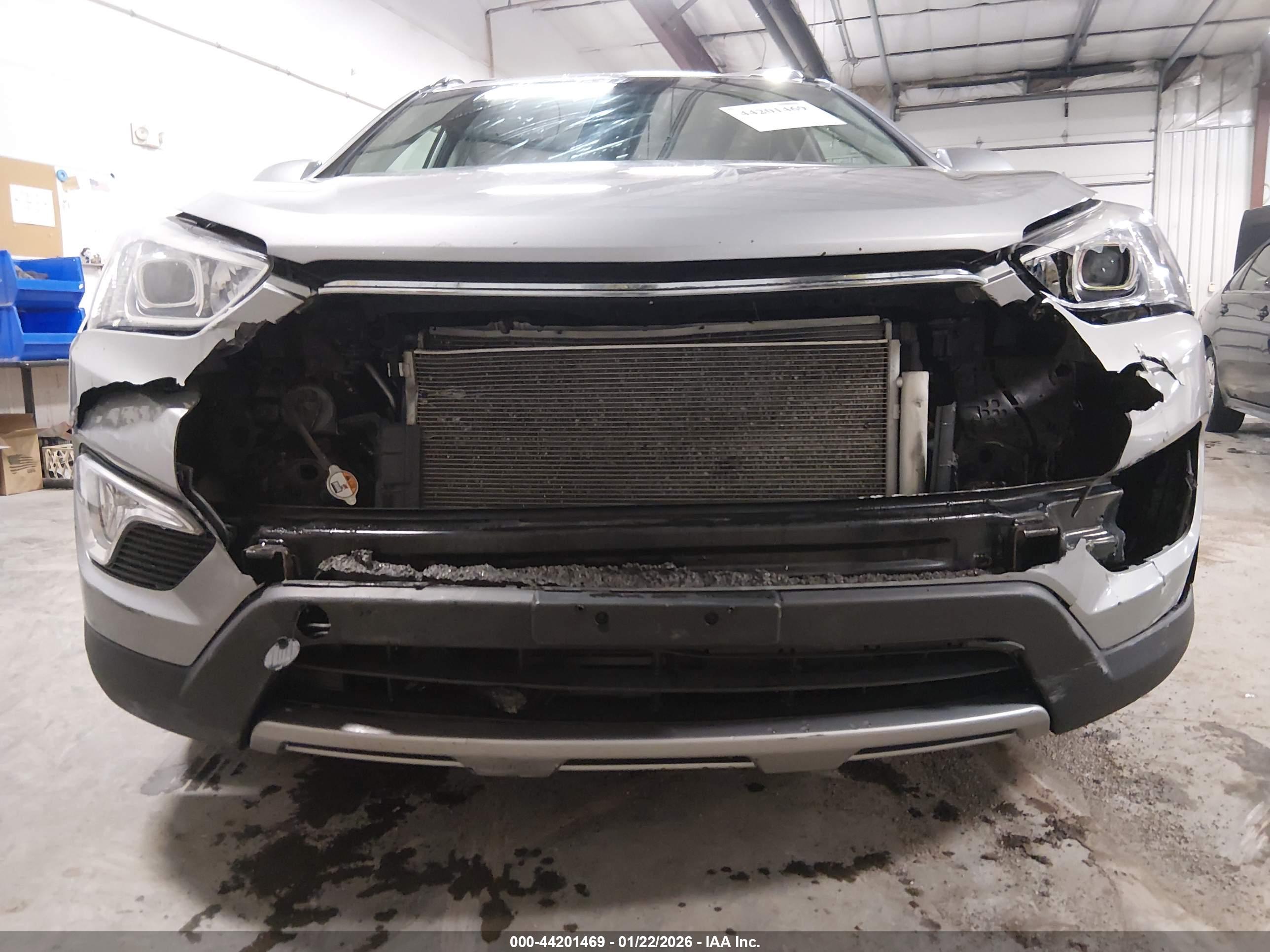 HYUNDAI SANTA image 6