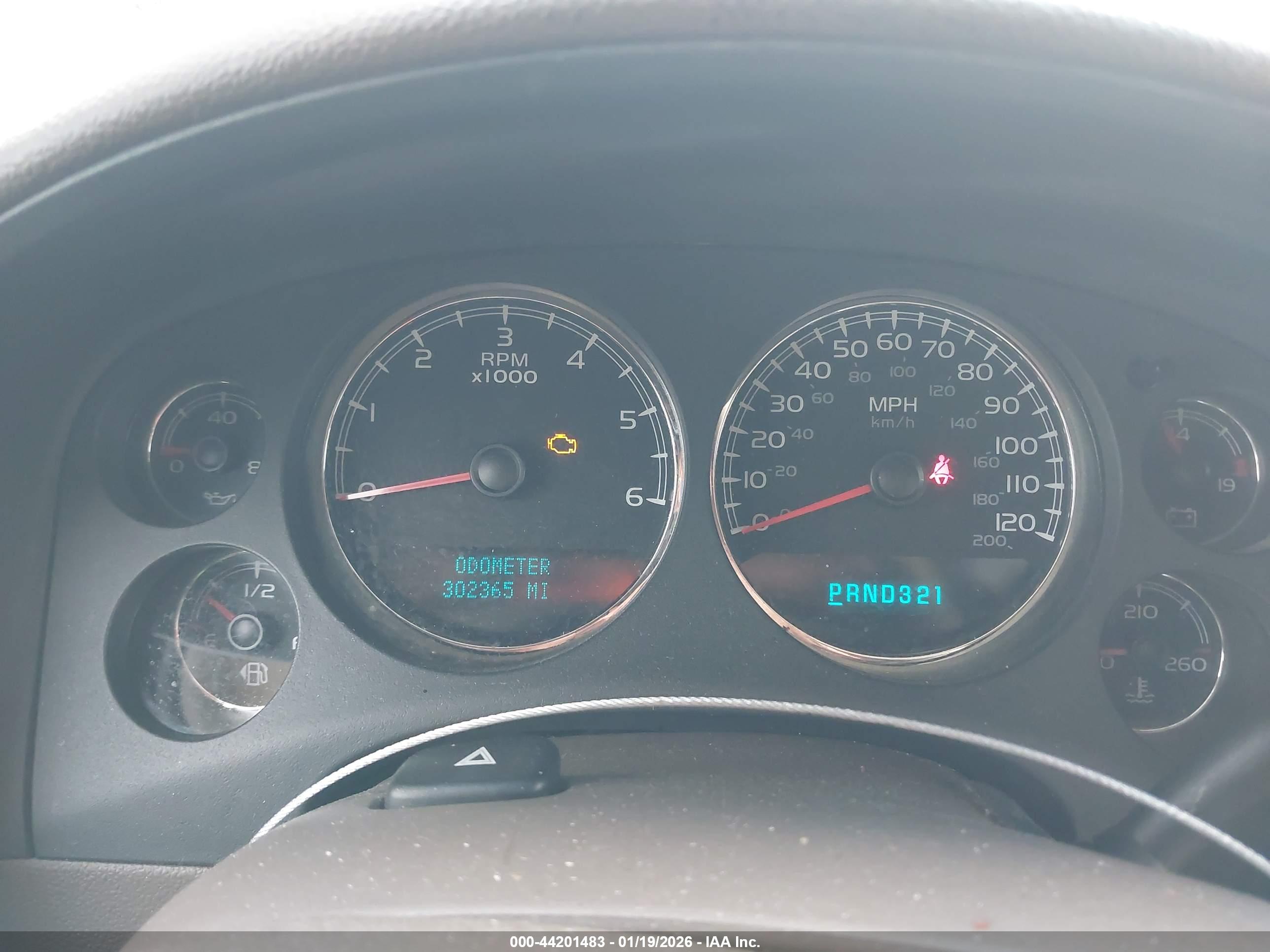 GMC YUKON image 7