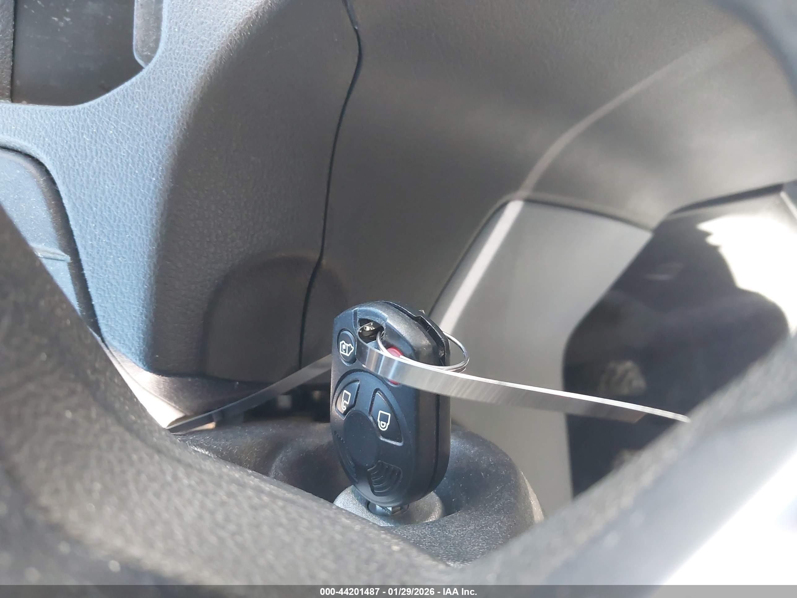 FORD TRANSIT-350 image 11