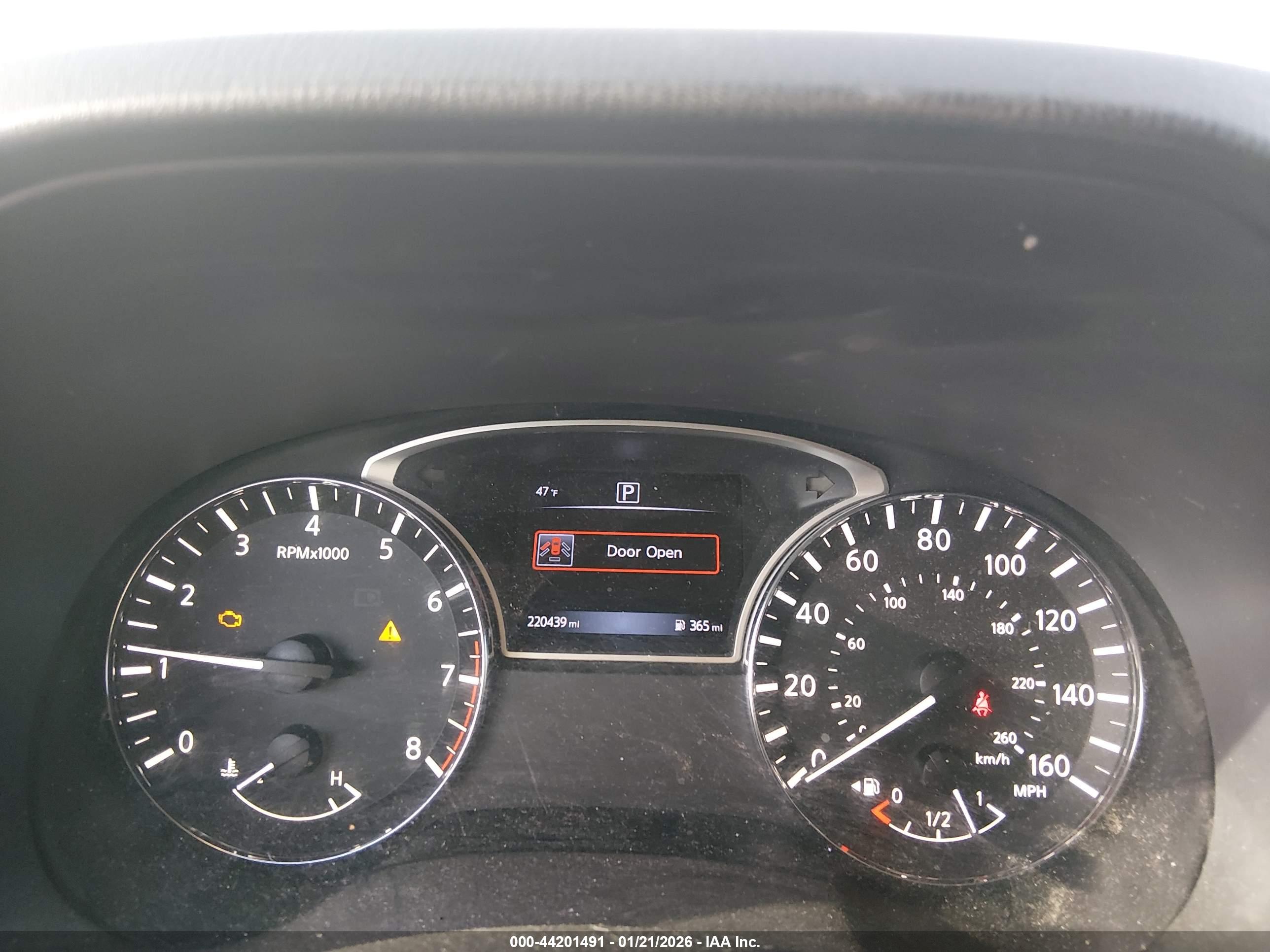 NISSAN PATHFINDER image 7