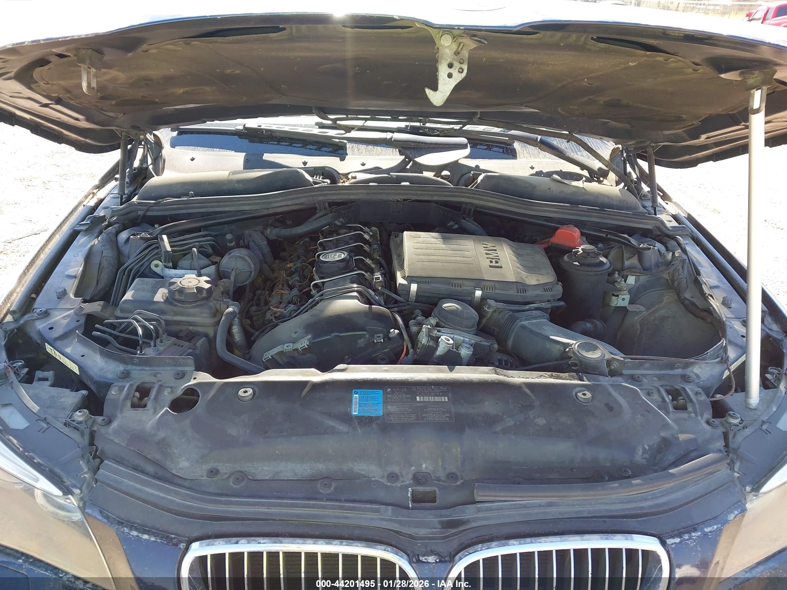BMW 535I image 10