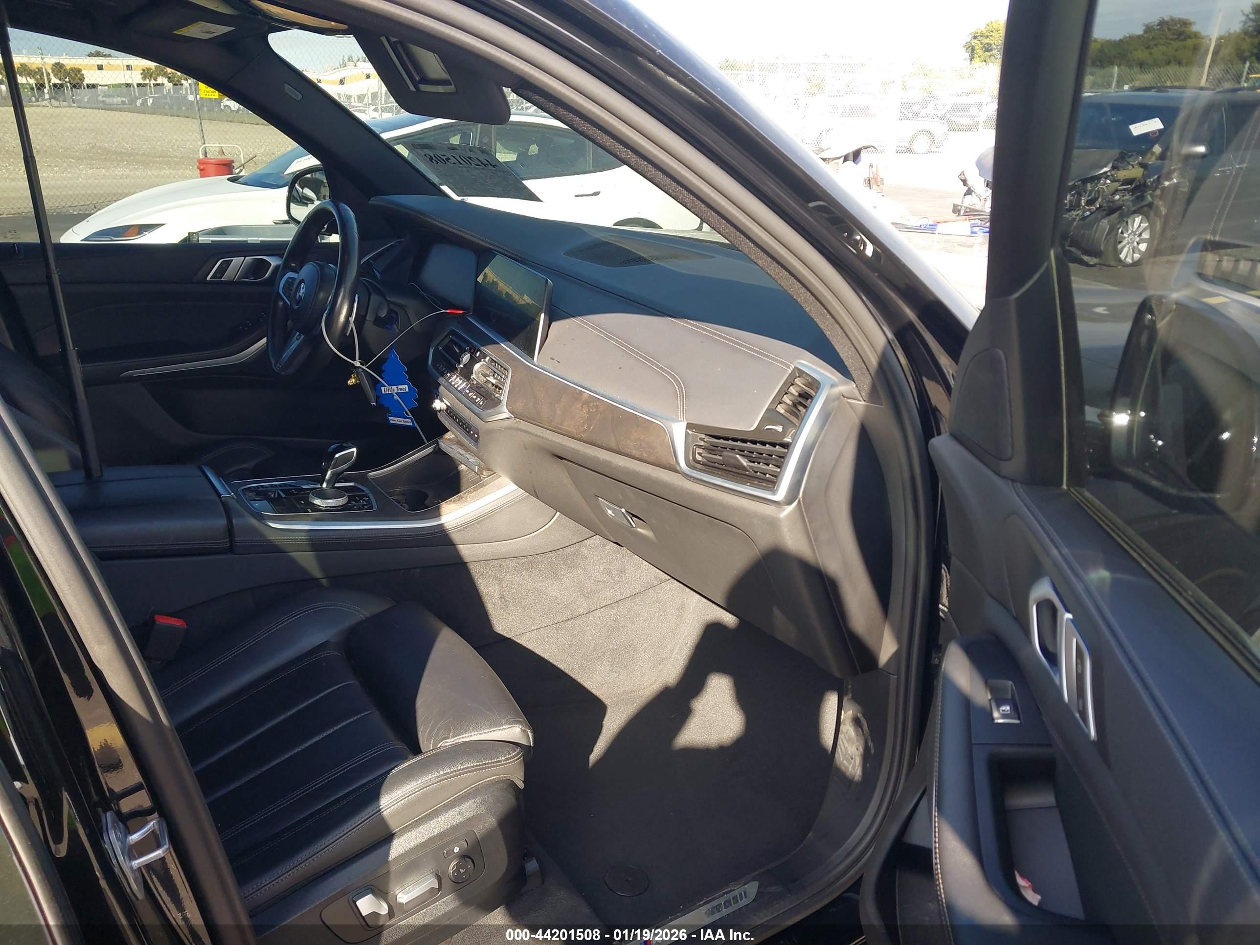 BMW X5 image 5