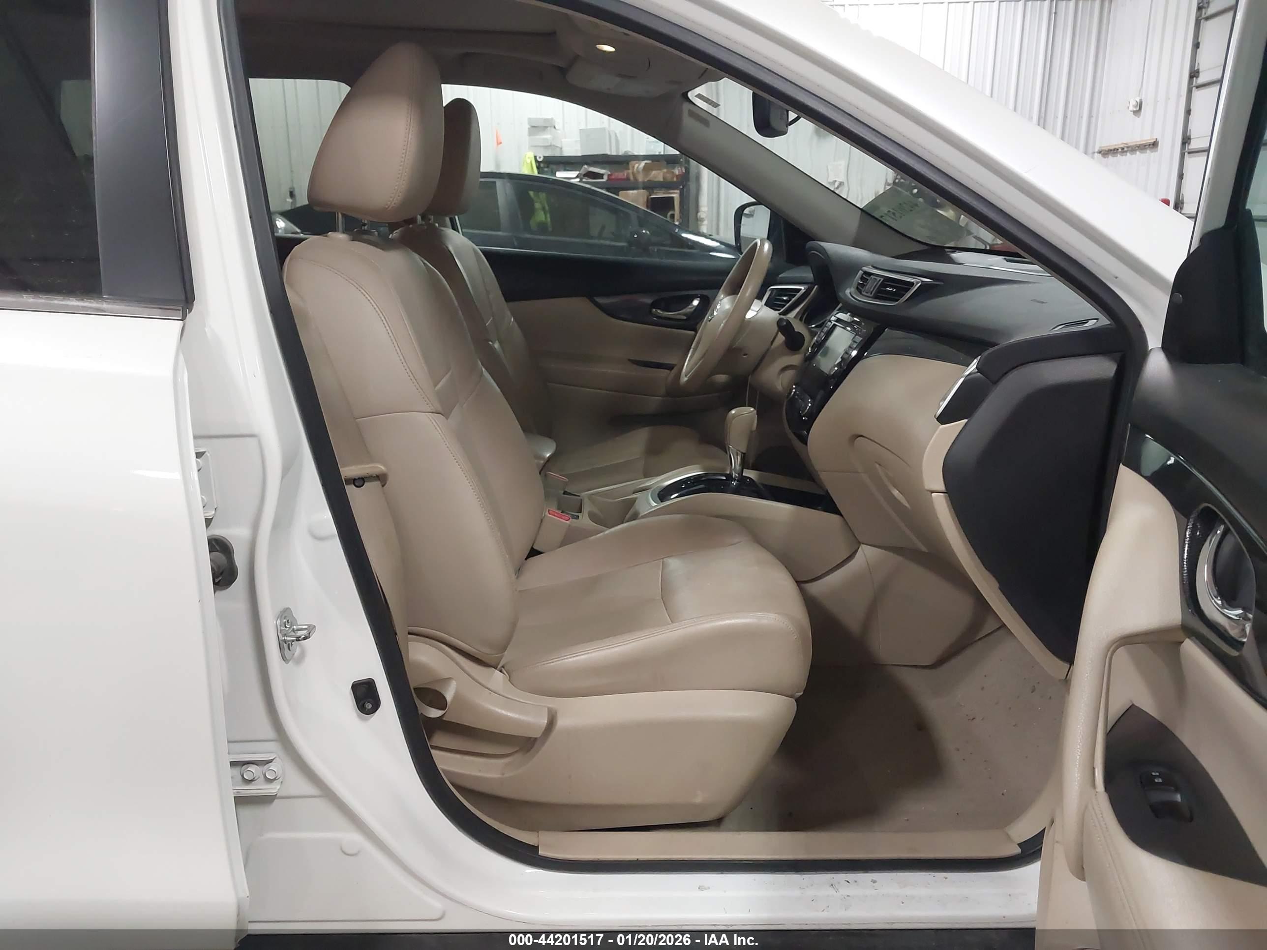 NISSAN ROGUE image 5