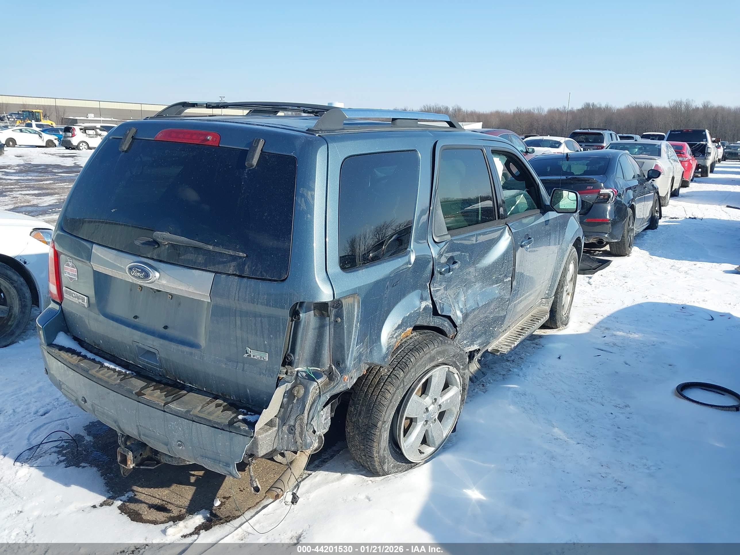 FORD ESCAPE image 4