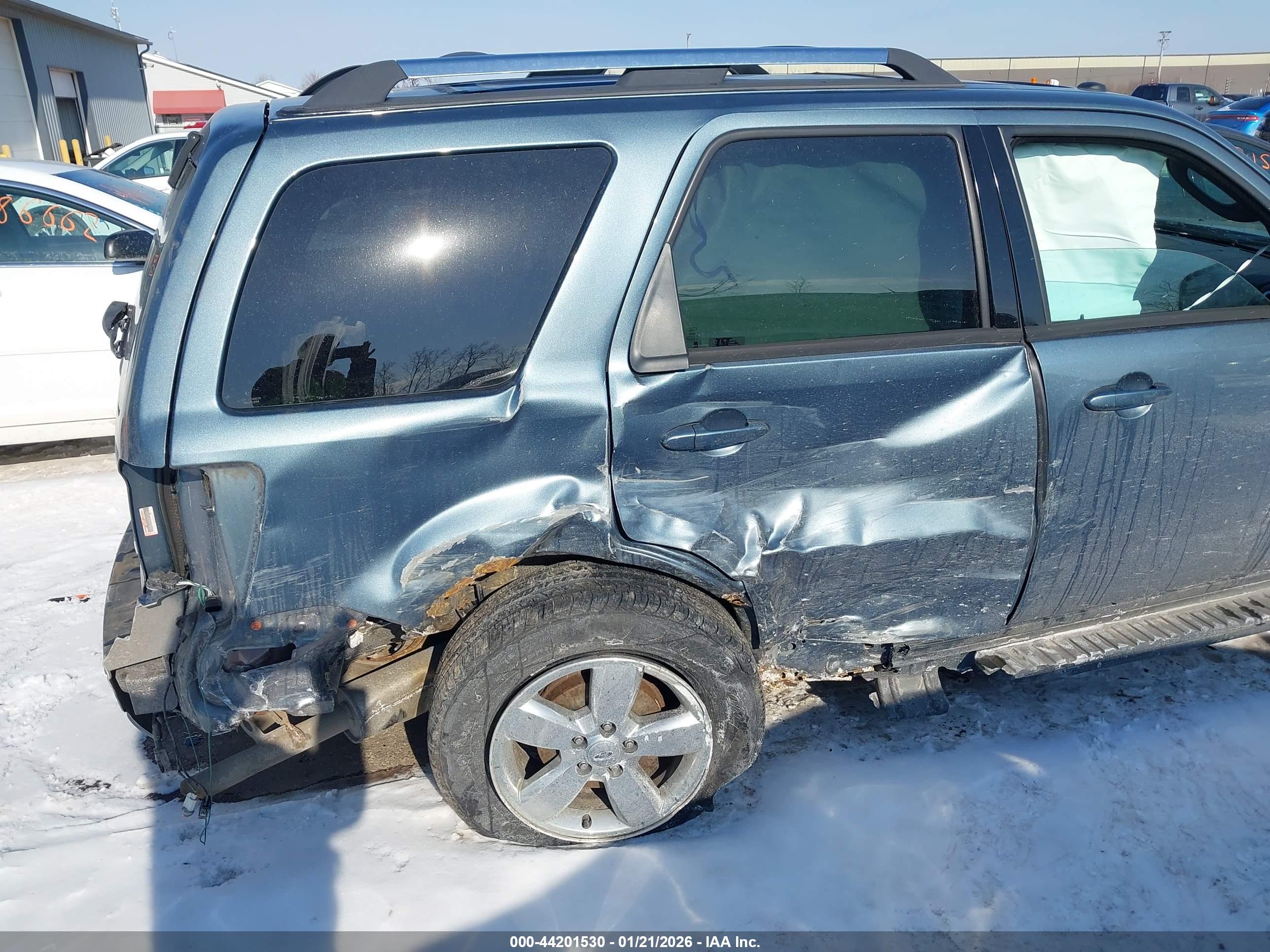 FORD ESCAPE image 6