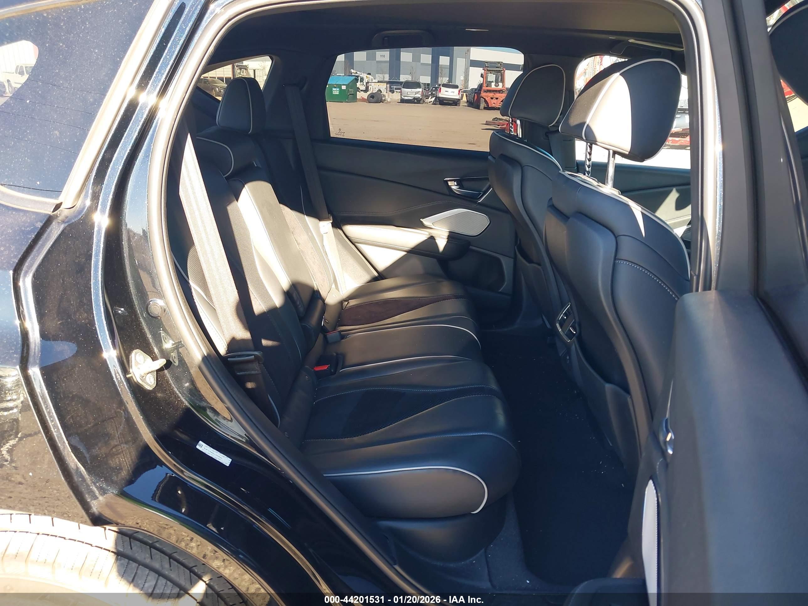 ACURA RDX image 8