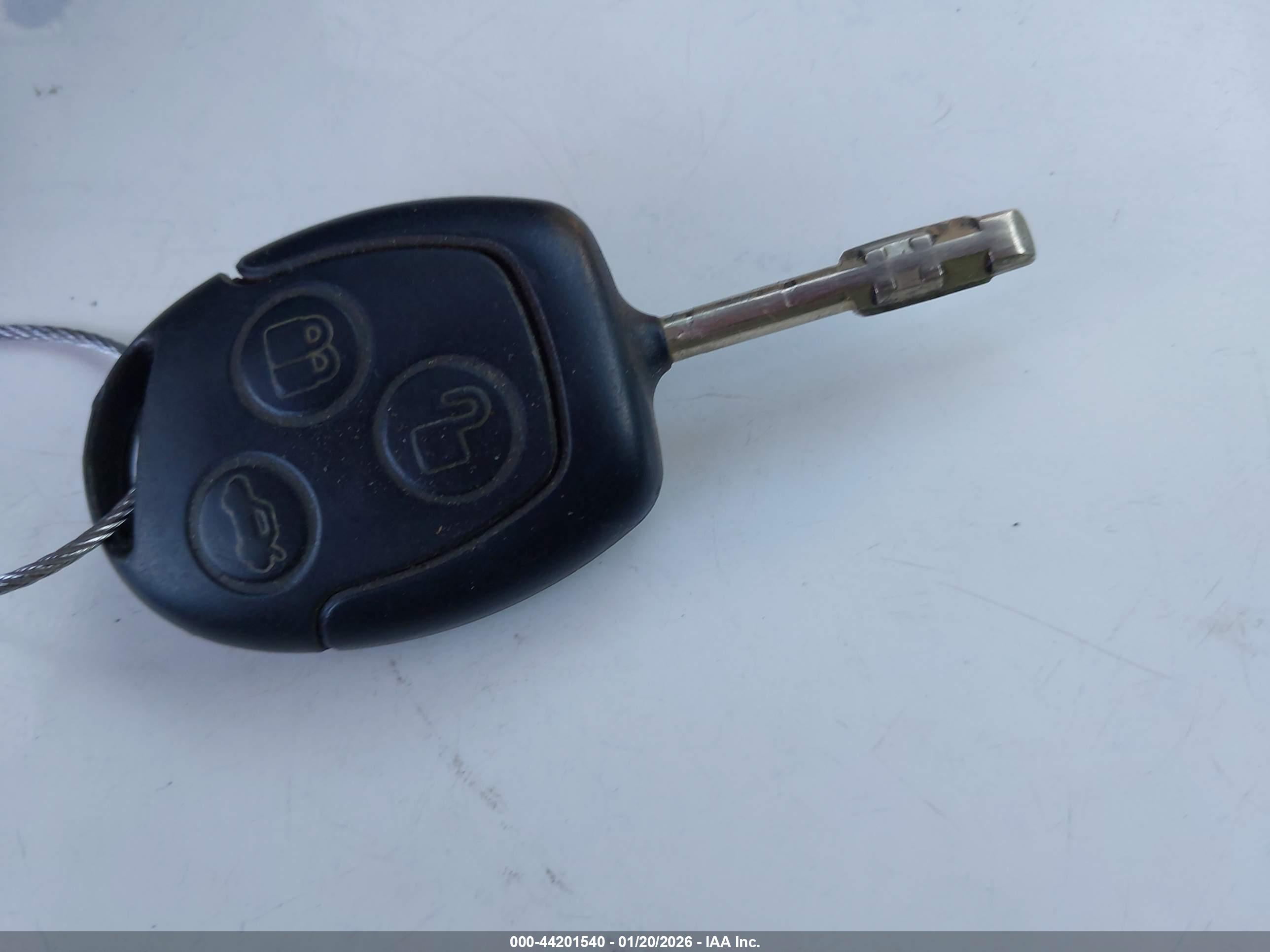 FORD TRANSIT image 11