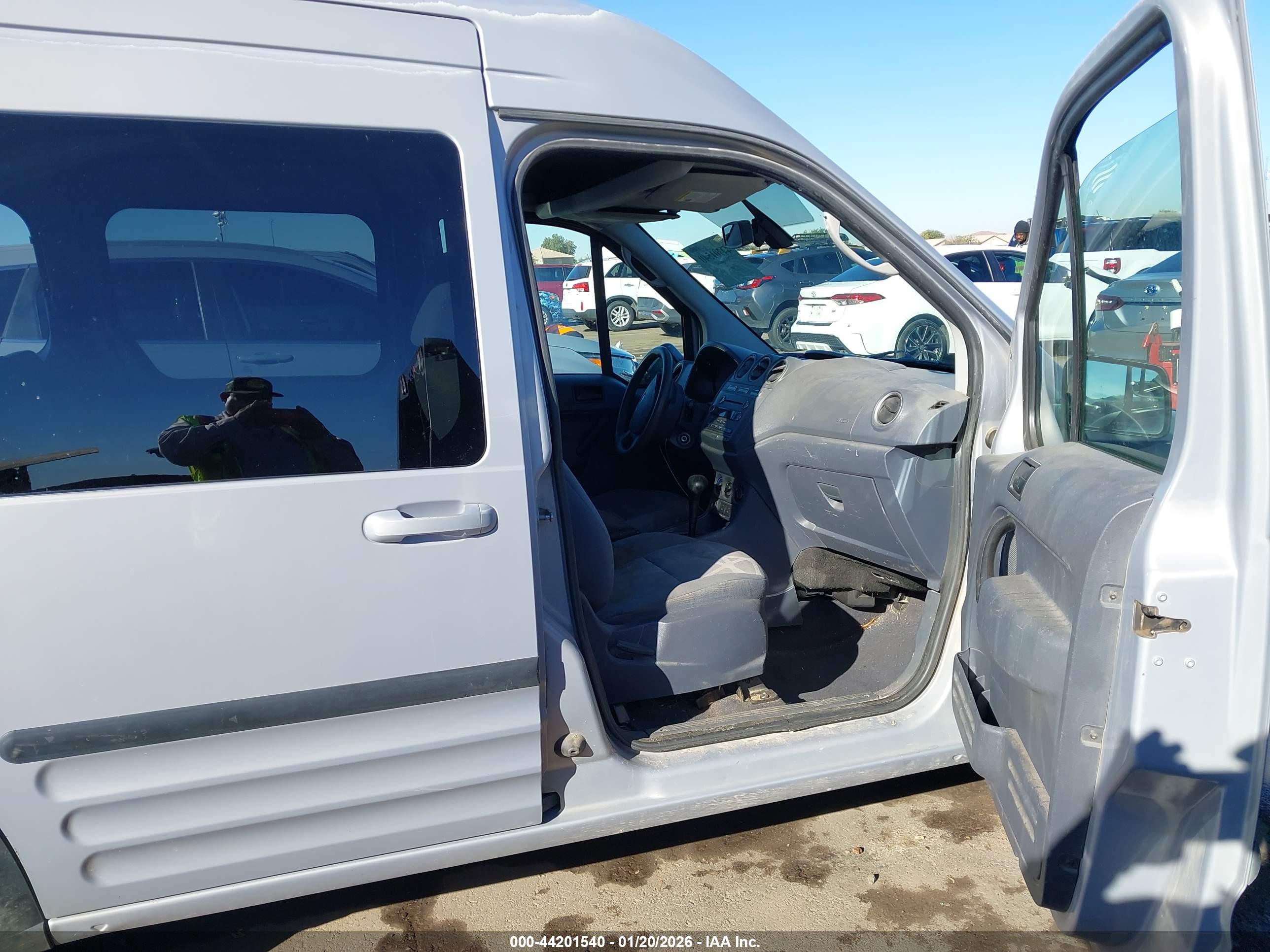 FORD TRANSIT image 5