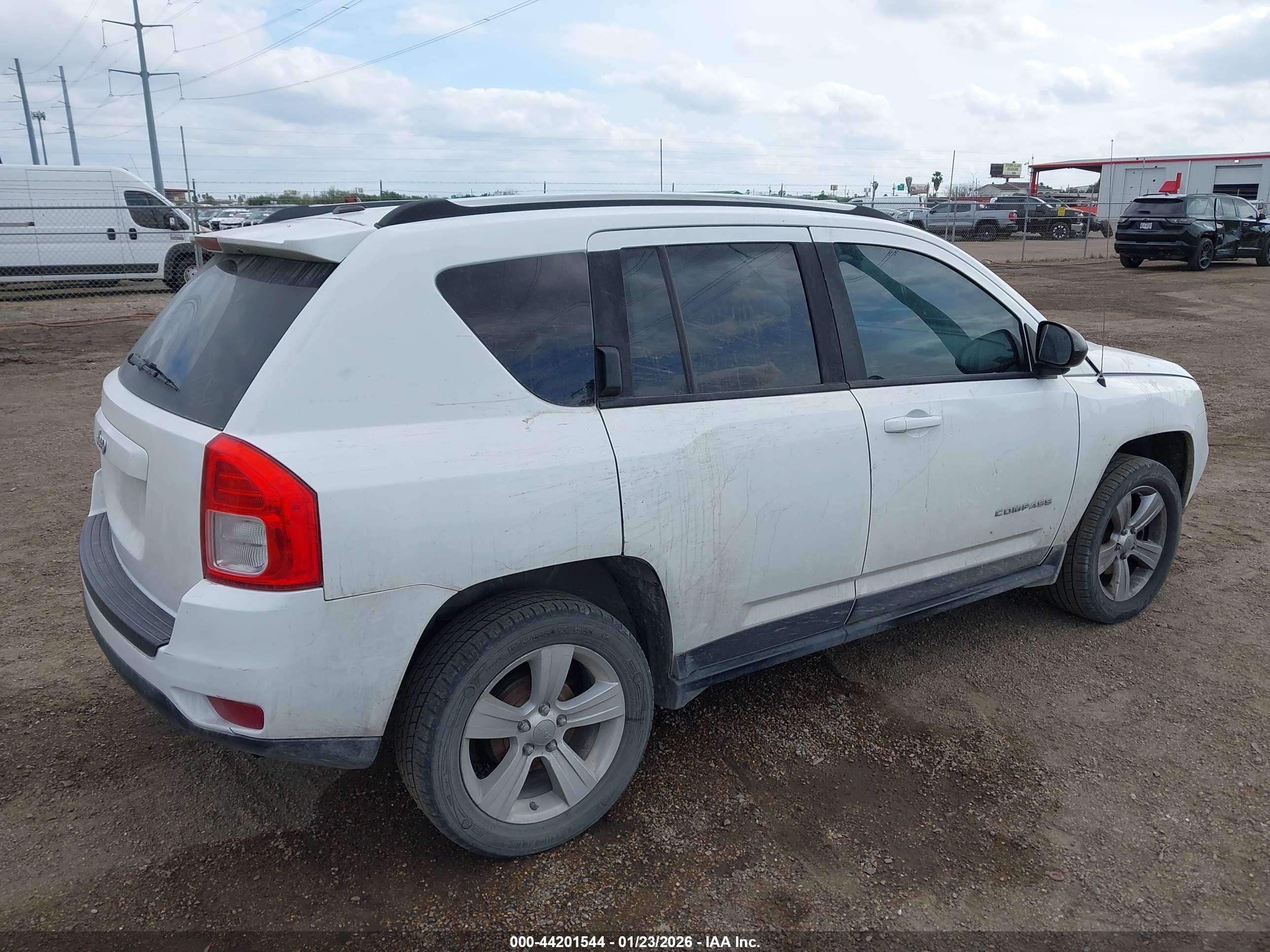 JEEP COMPASS image 4