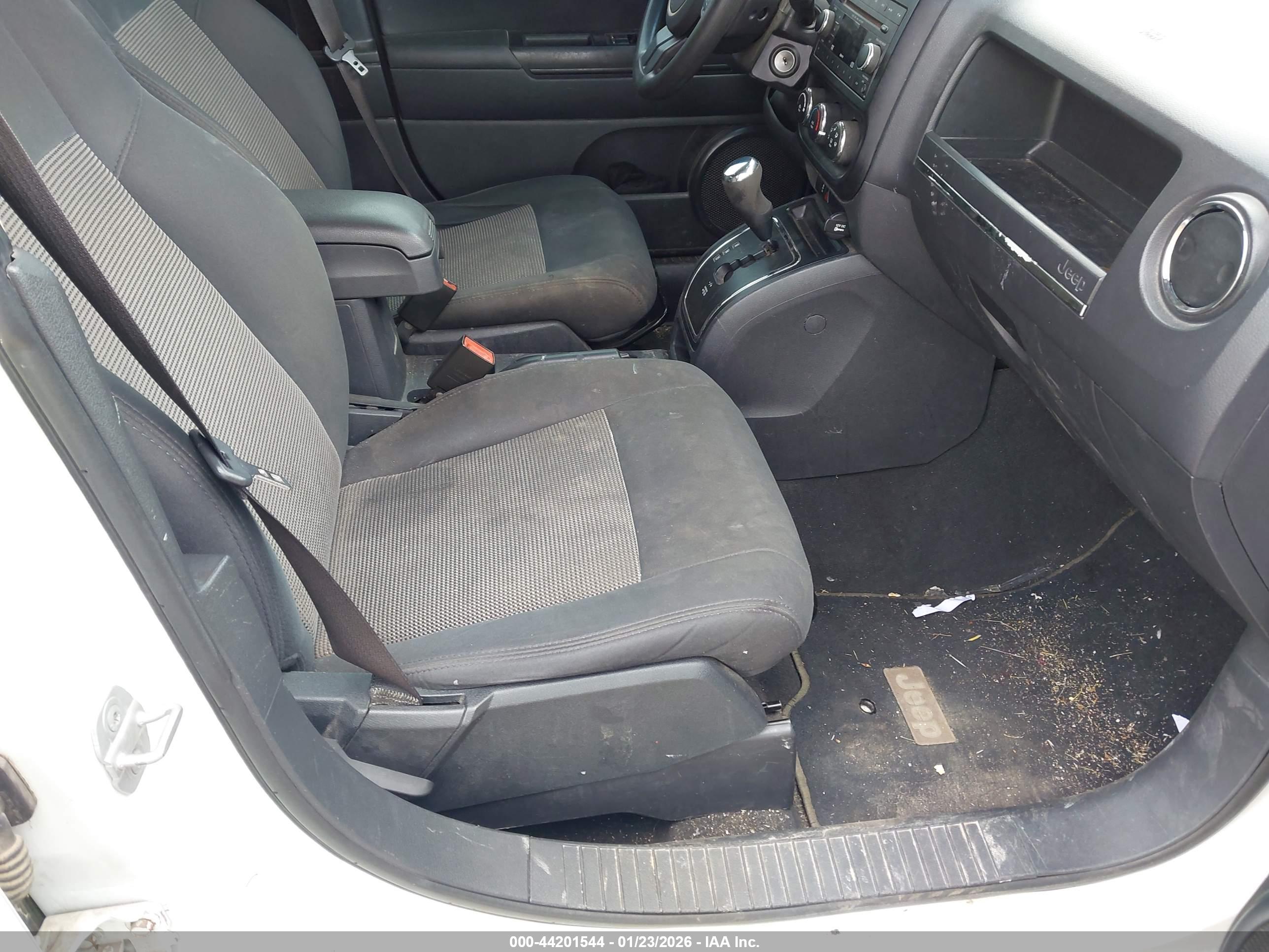 JEEP COMPASS image 5