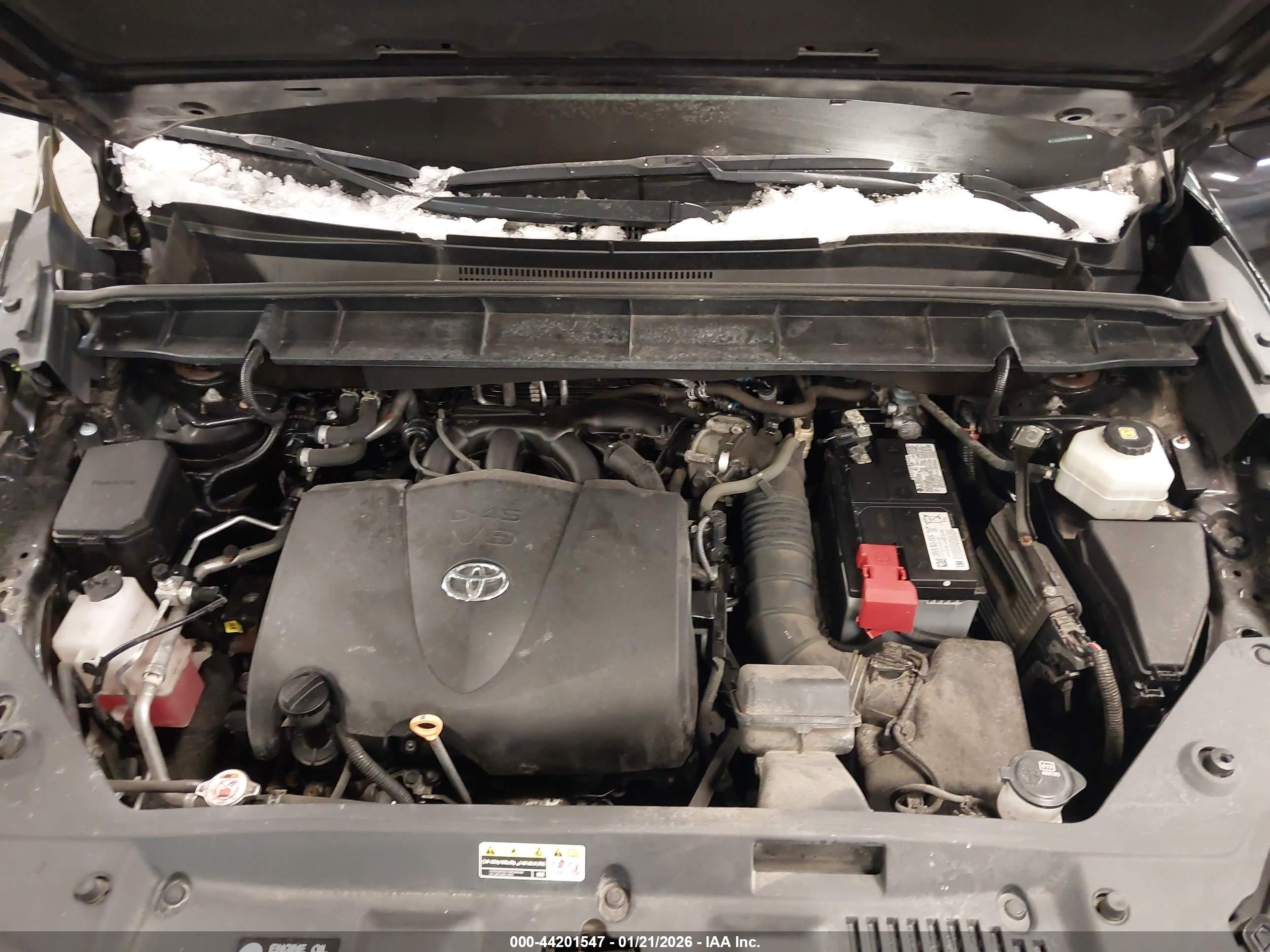 TOYOTA HIGHLANDER image 10