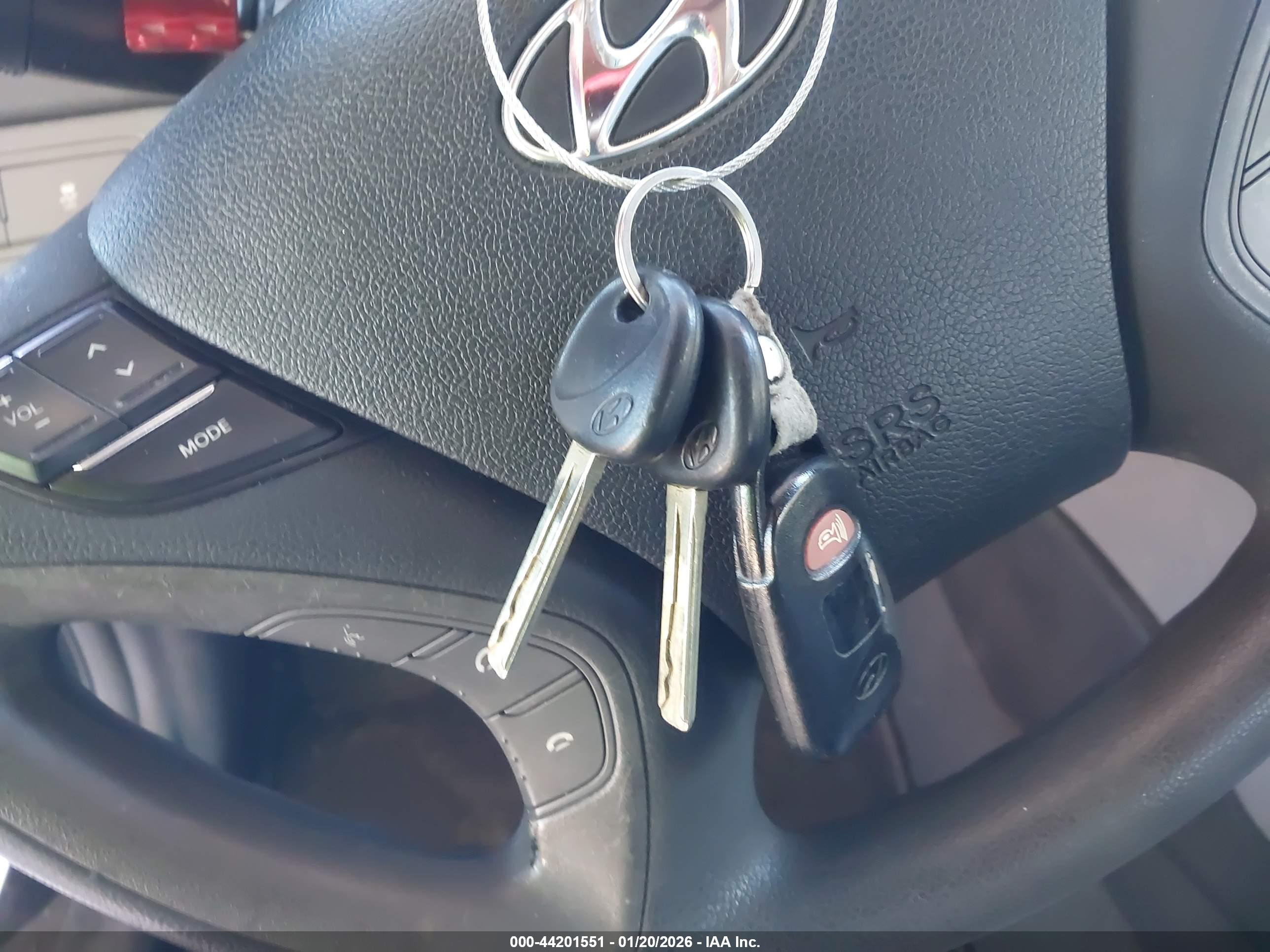 HYUNDAI SONATA image 11